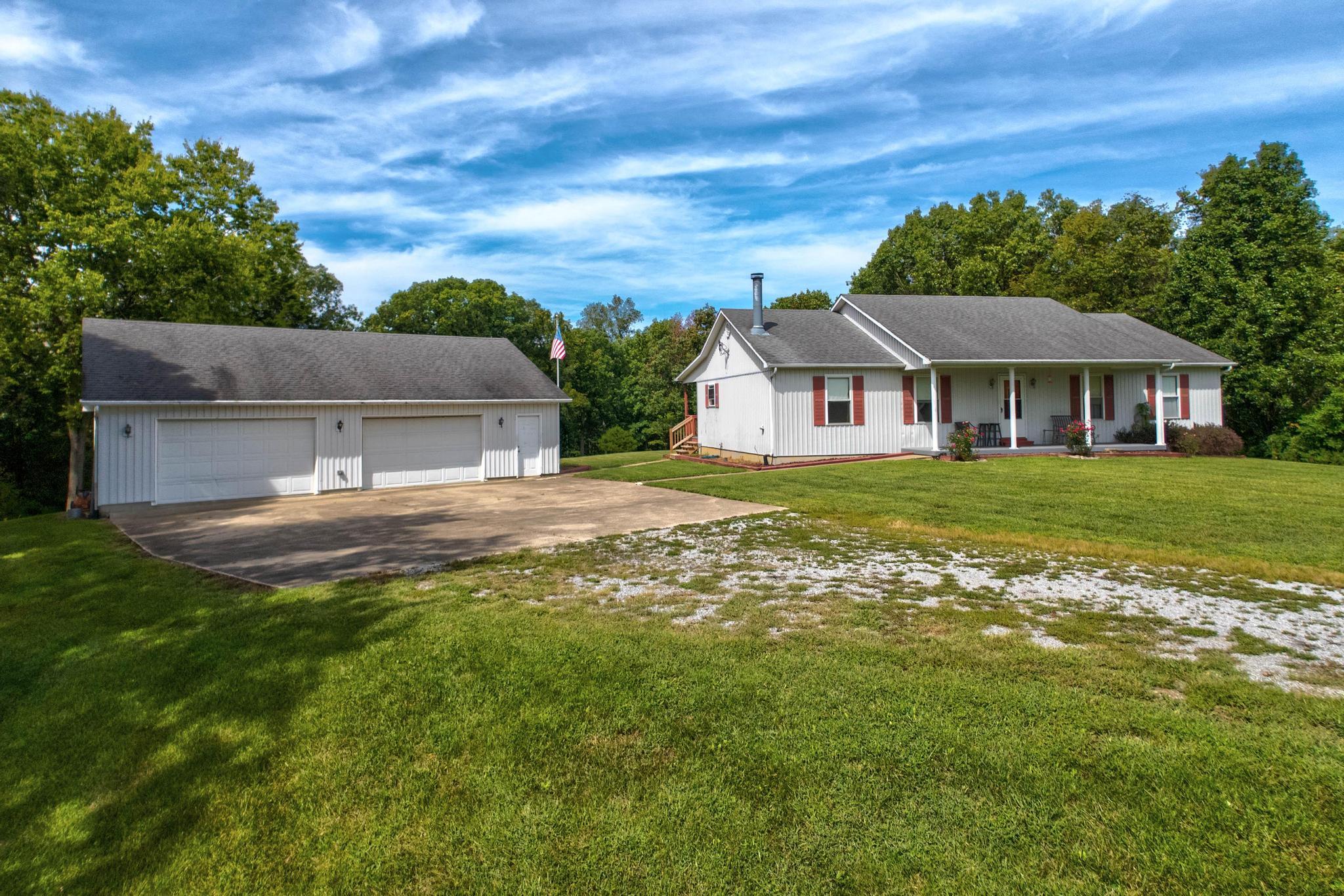 739 Martin Conway Road Property Photo 1