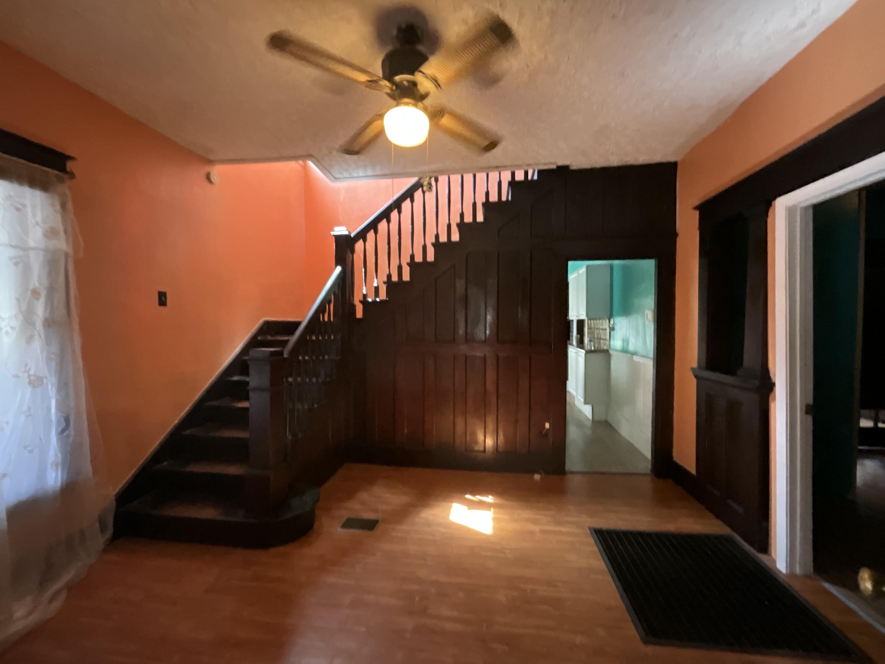 152 S Central Avenue Property Photo 14