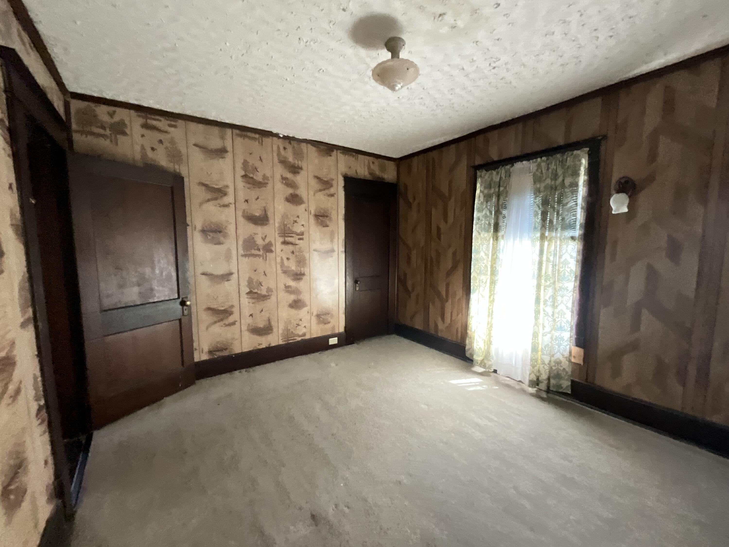 152 S Central Avenue Property Photo 26