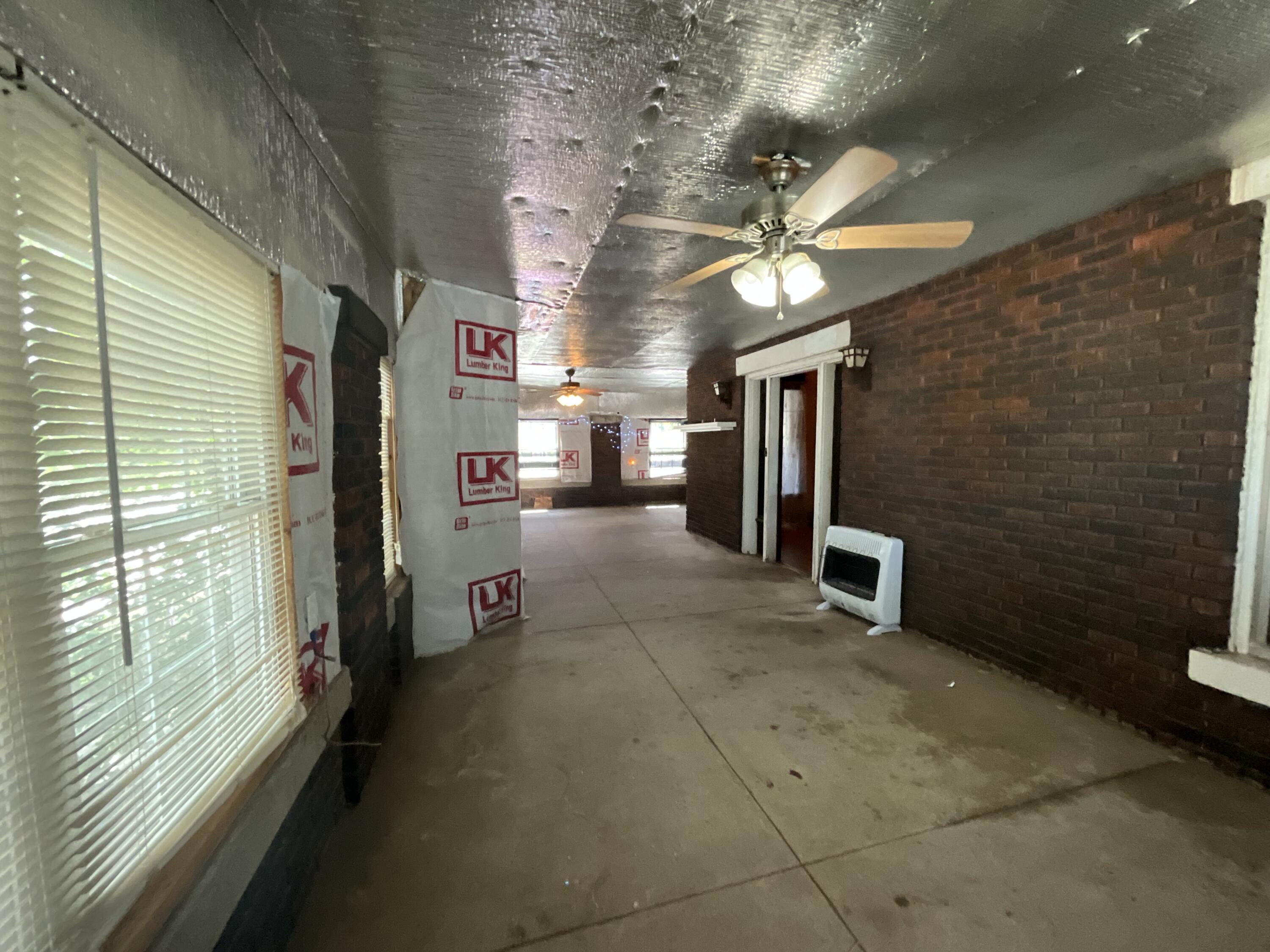 152 S Central Avenue Property Photo 41
