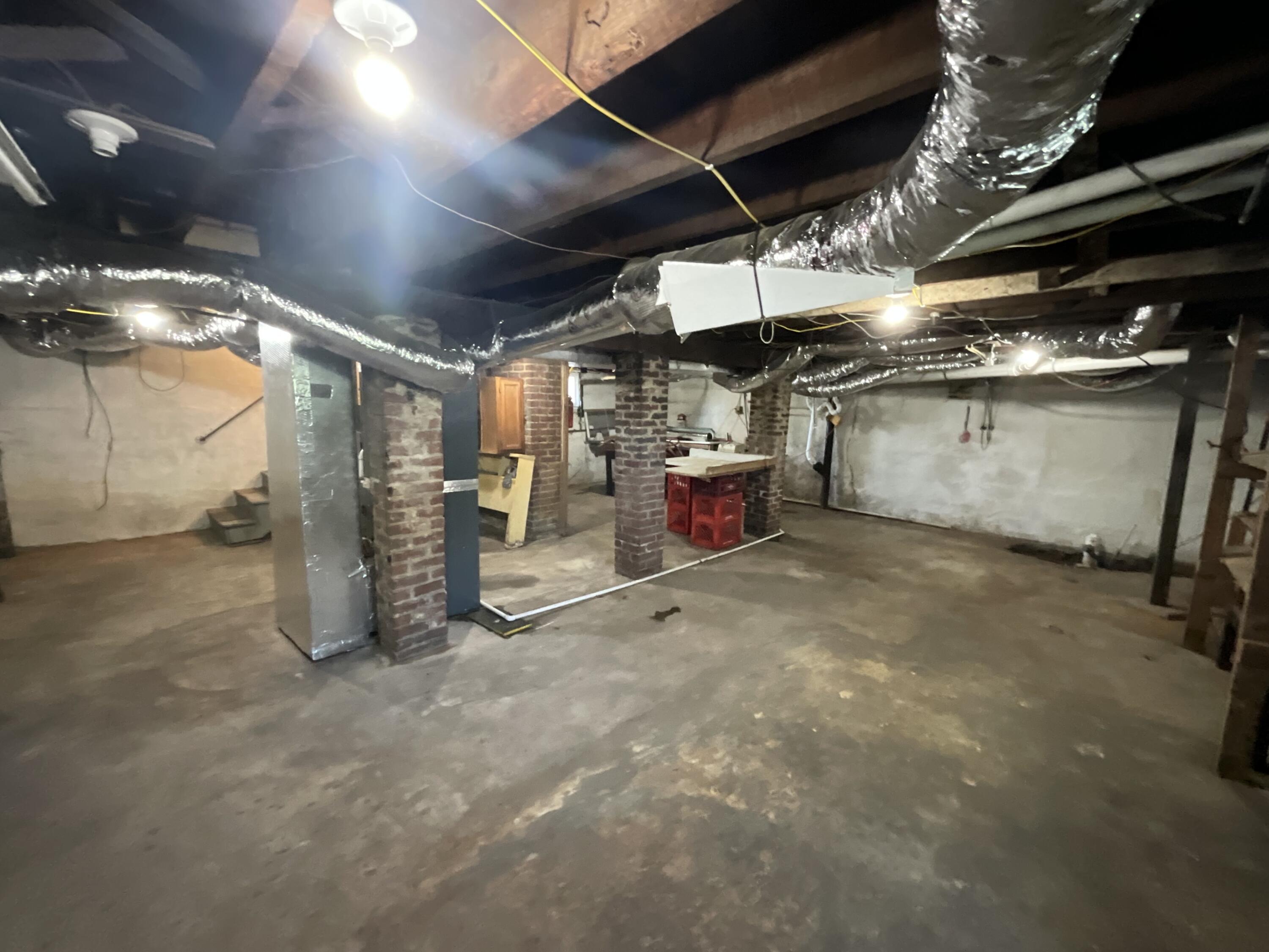 152 S Central Avenue Property Photo 48