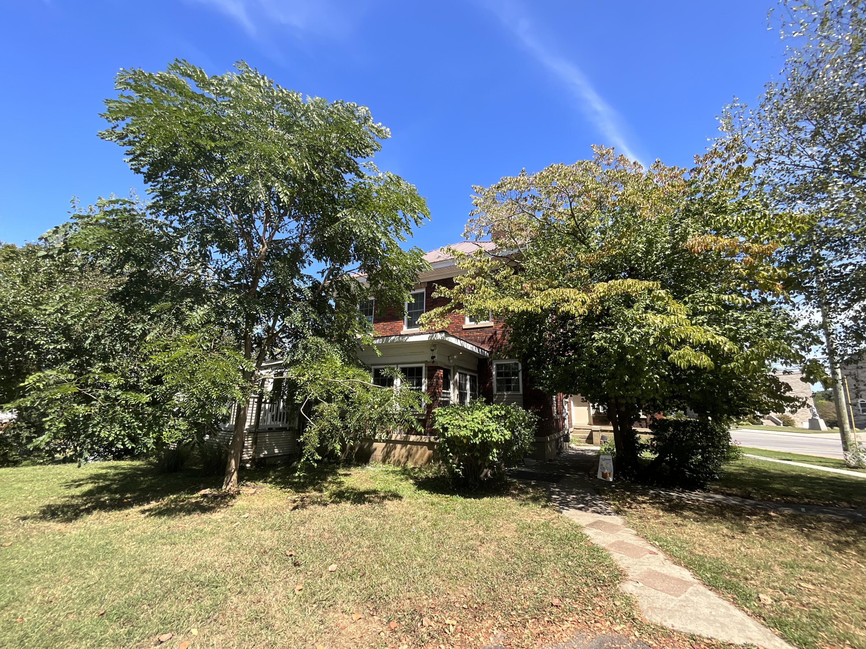152 S Central Avenue Property Photo 53