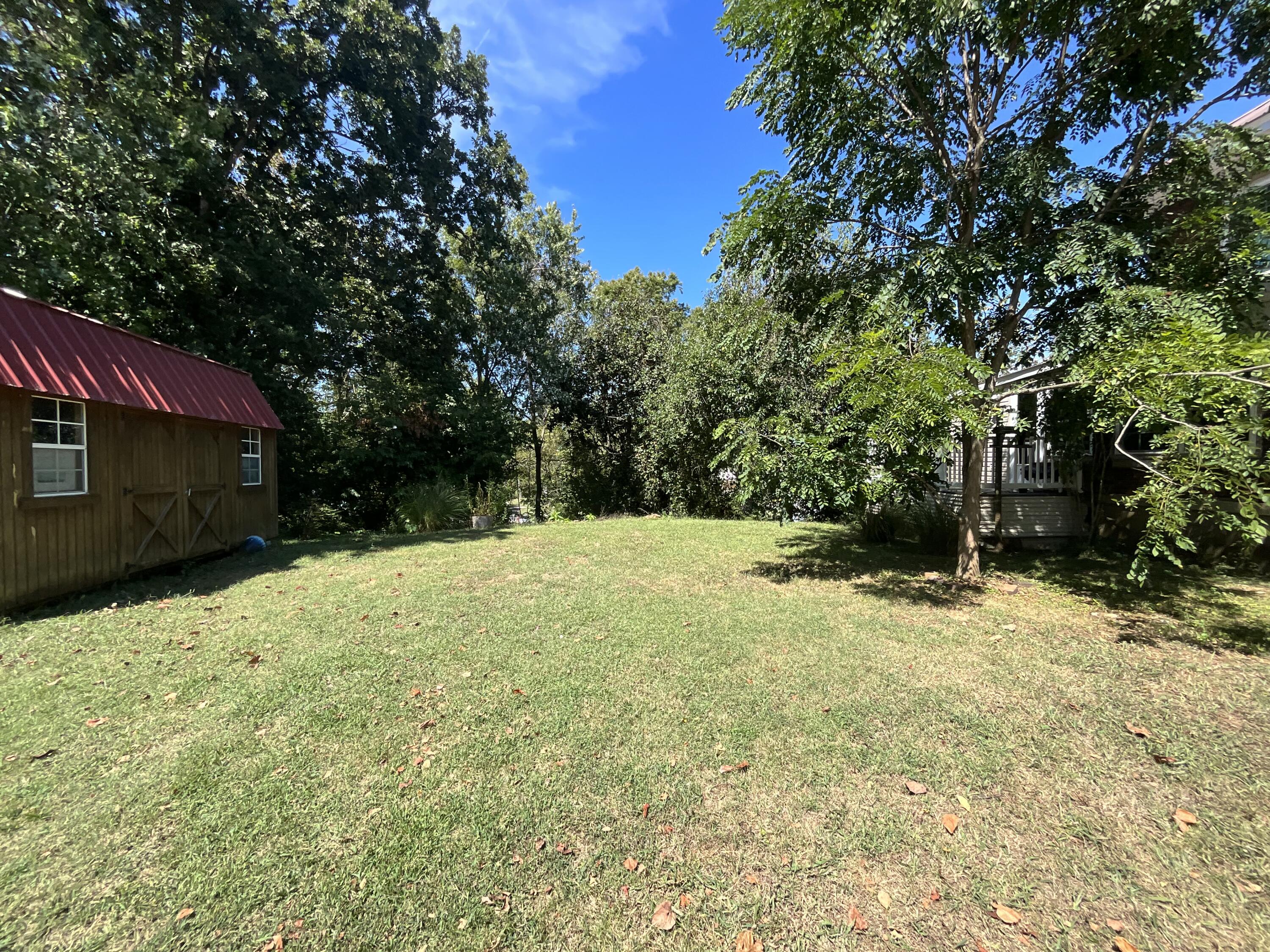152 S Central Avenue Property Photo 58