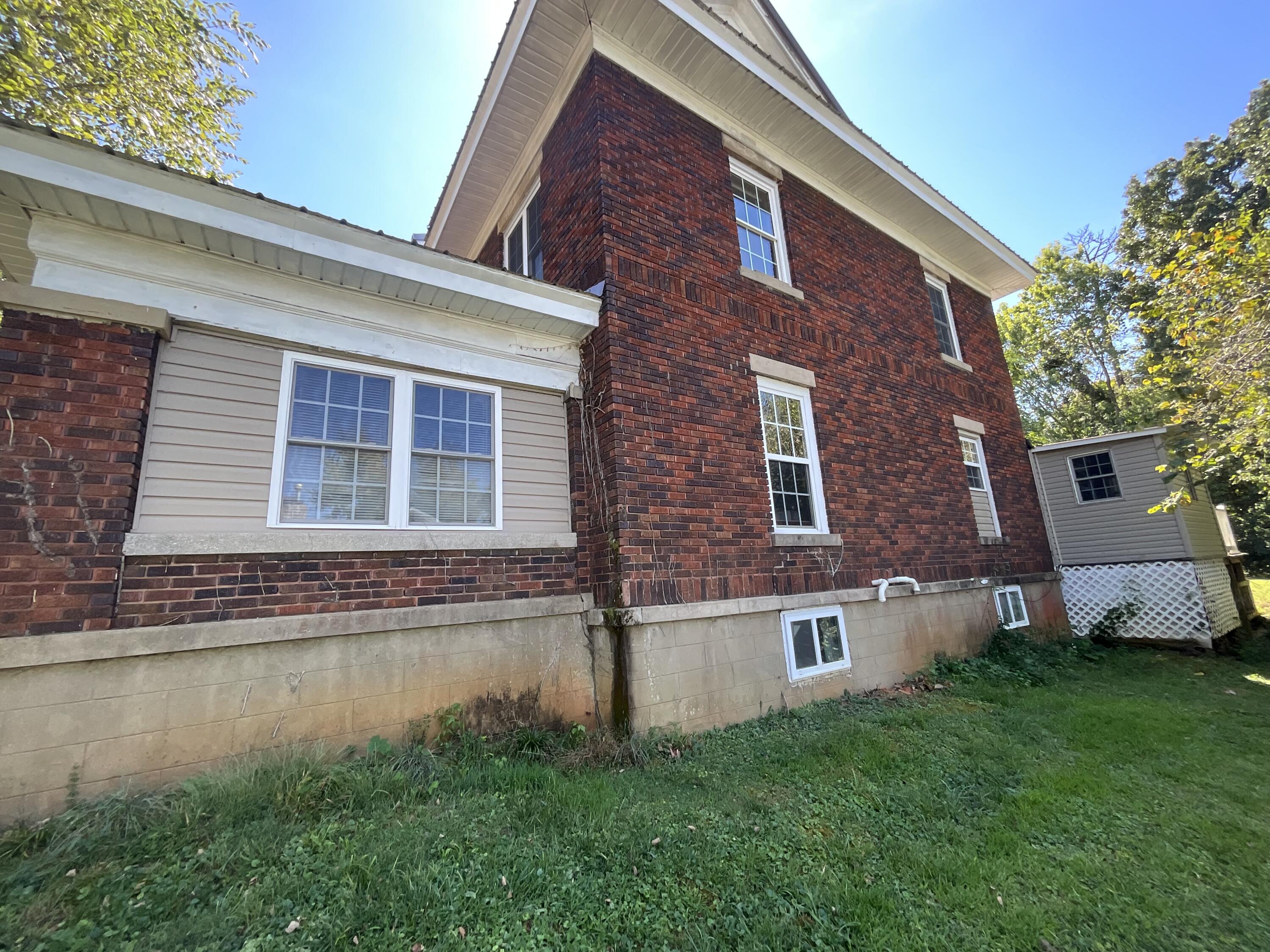 152 S Central Avenue Property Photo 59