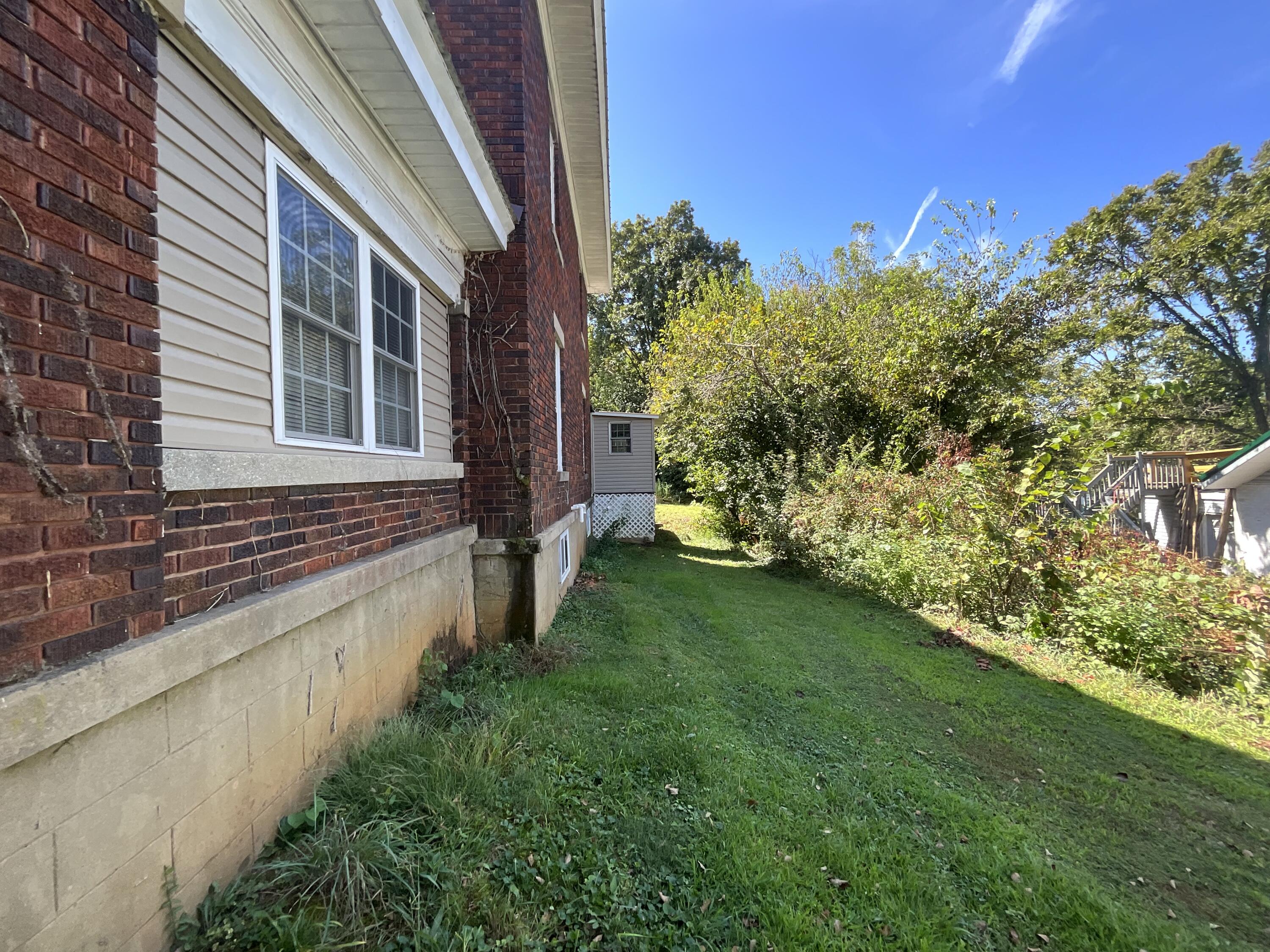 152 S Central Avenue Property Photo 60