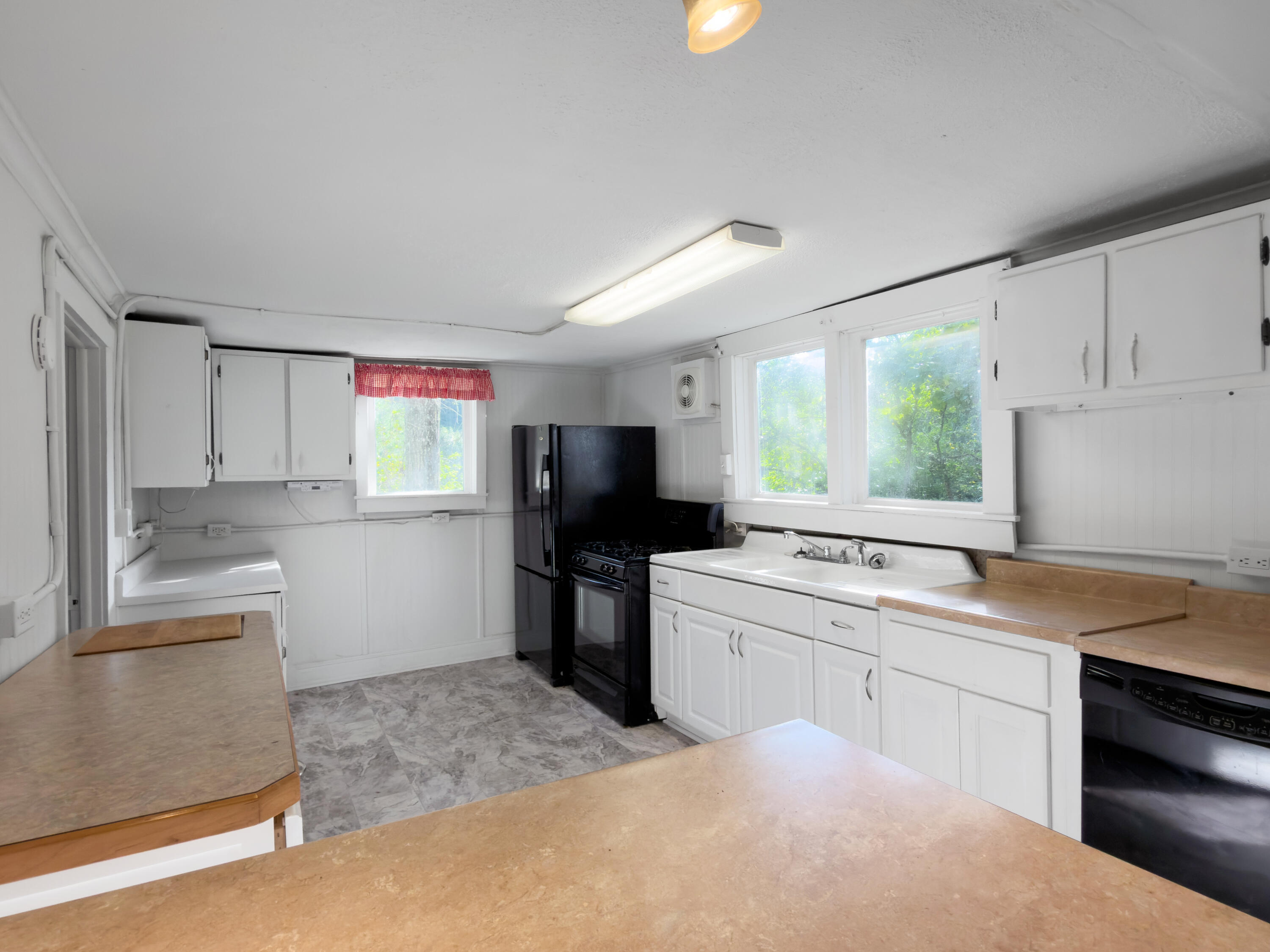 81 Baker Branch Road Property Photo 8