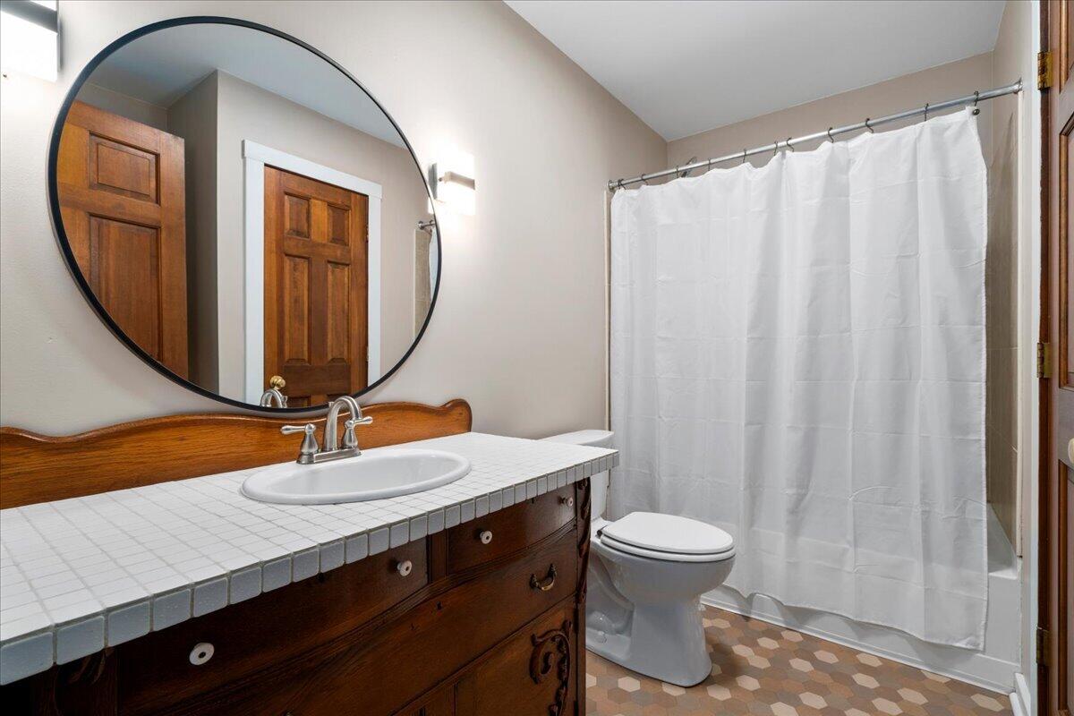 195 Locust Grove Road Property Photo 18
