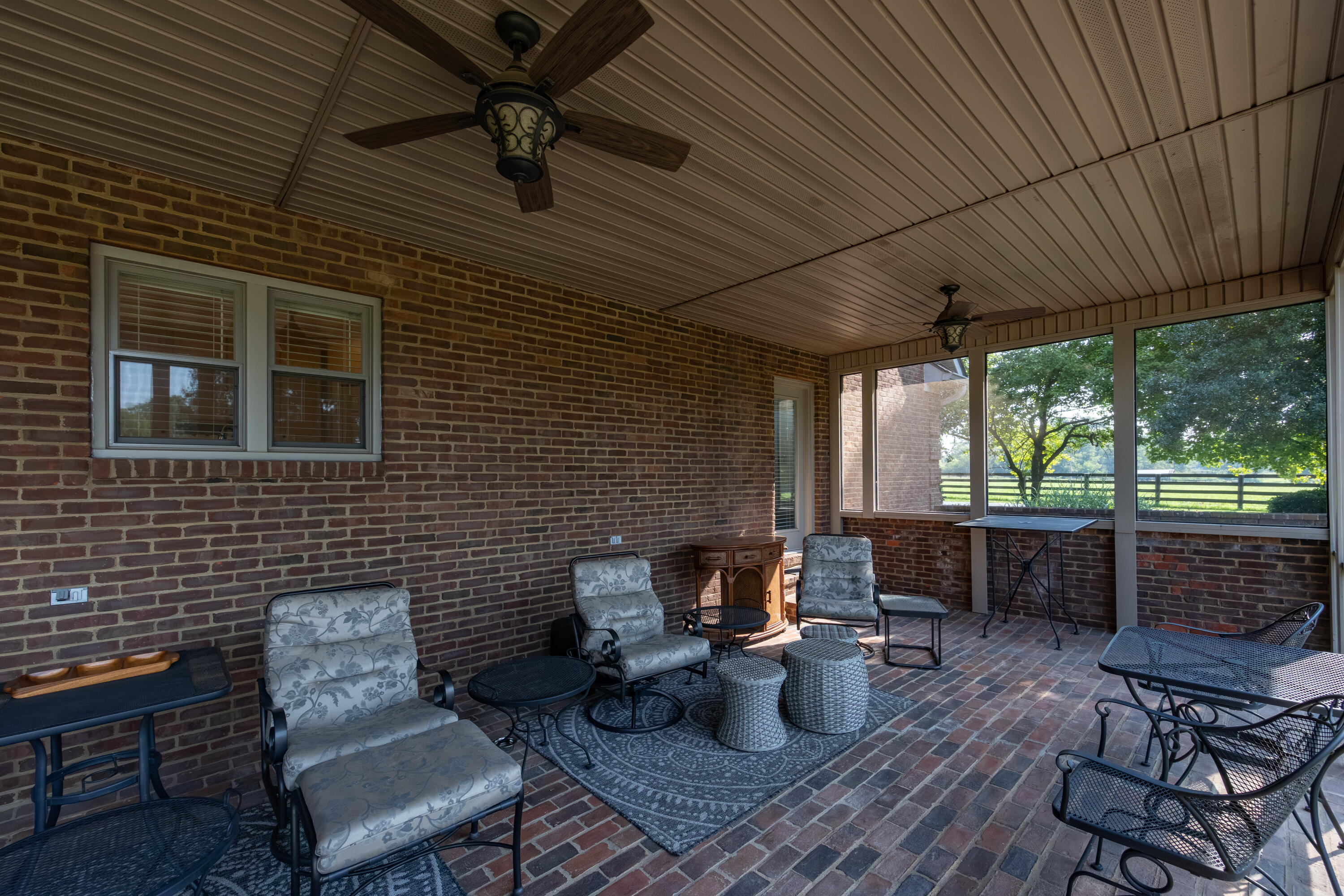 6100 Winchester Road Property Photo 31