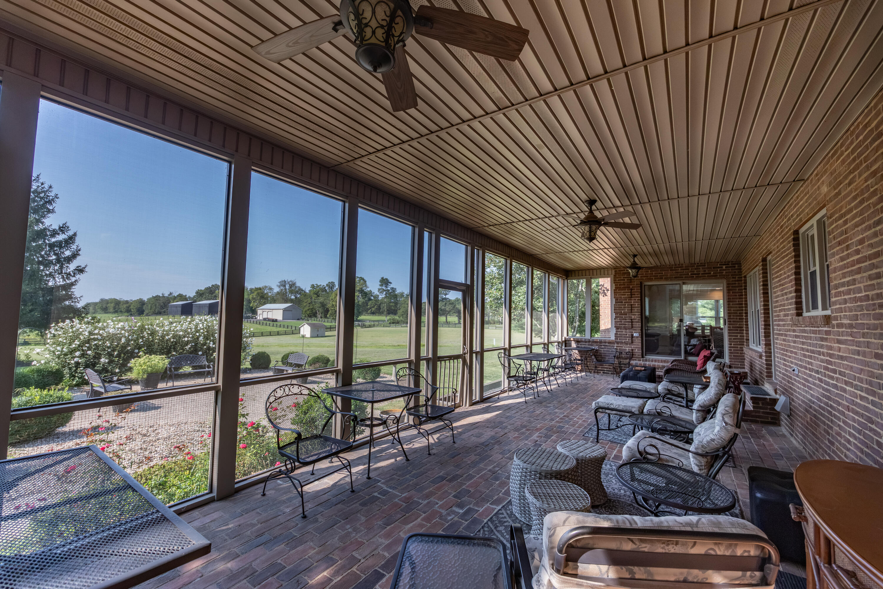 6100 Winchester Road Property Photo 32