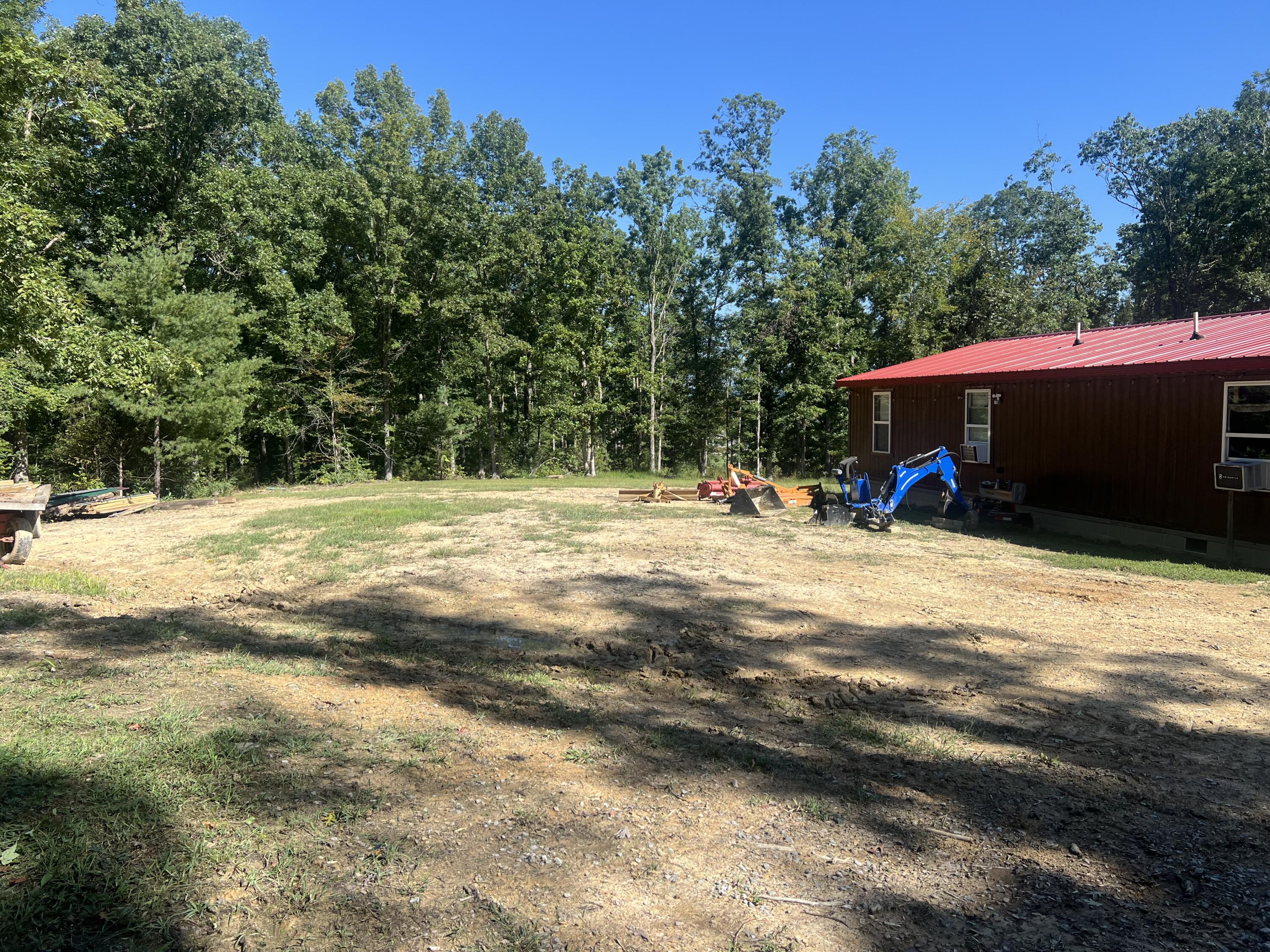 60 Louie Lane Property Photo 4
