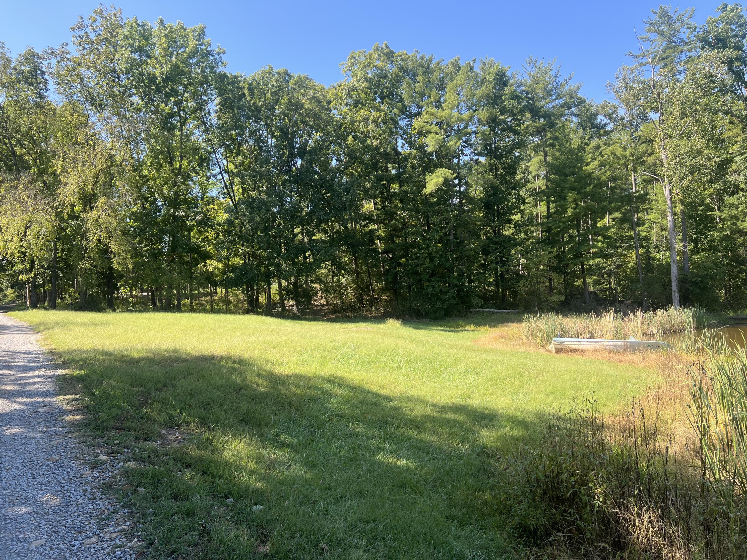 60 Louie Lane Property Photo 13