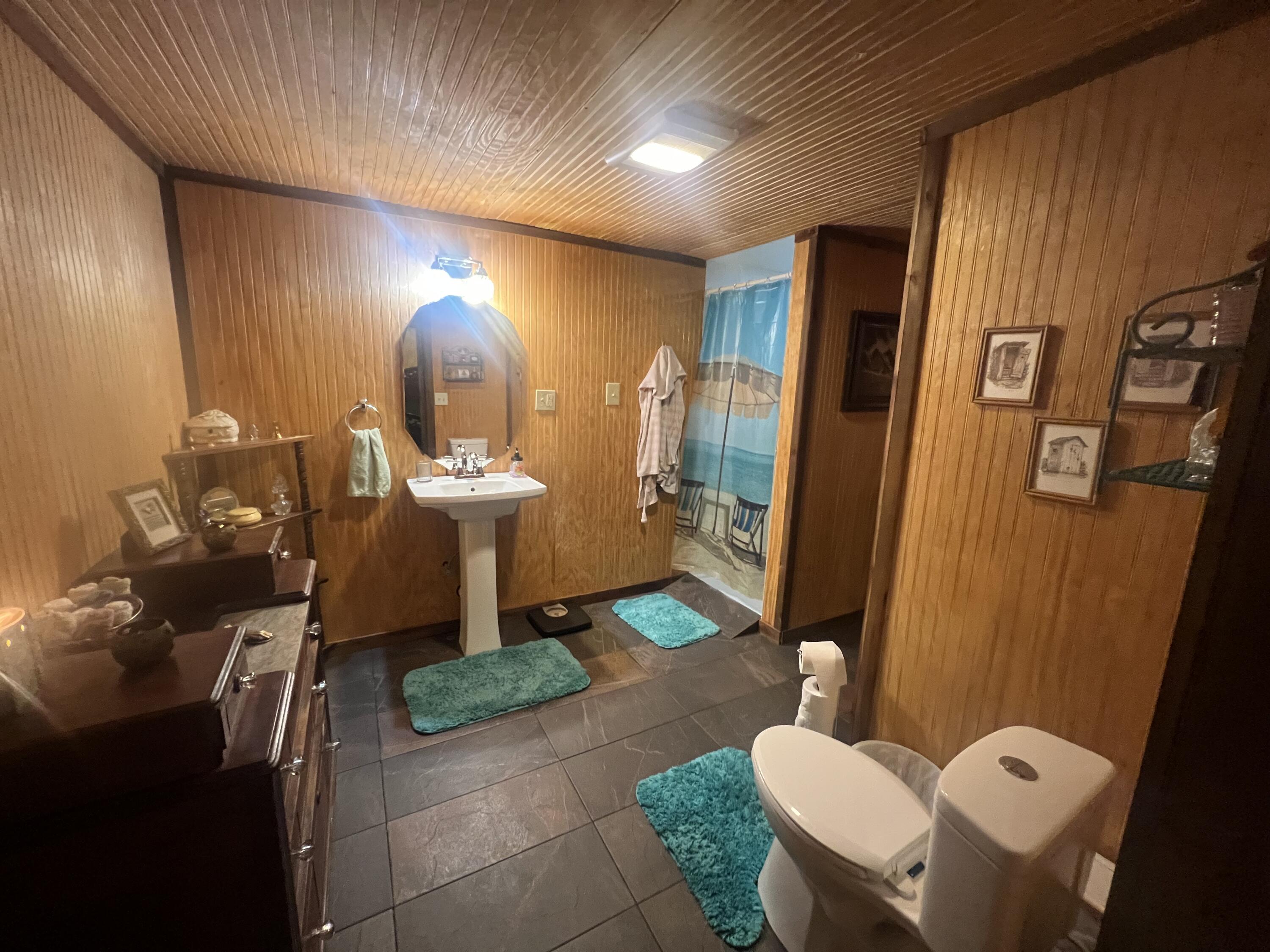 60 Louie Lane Property Photo 41