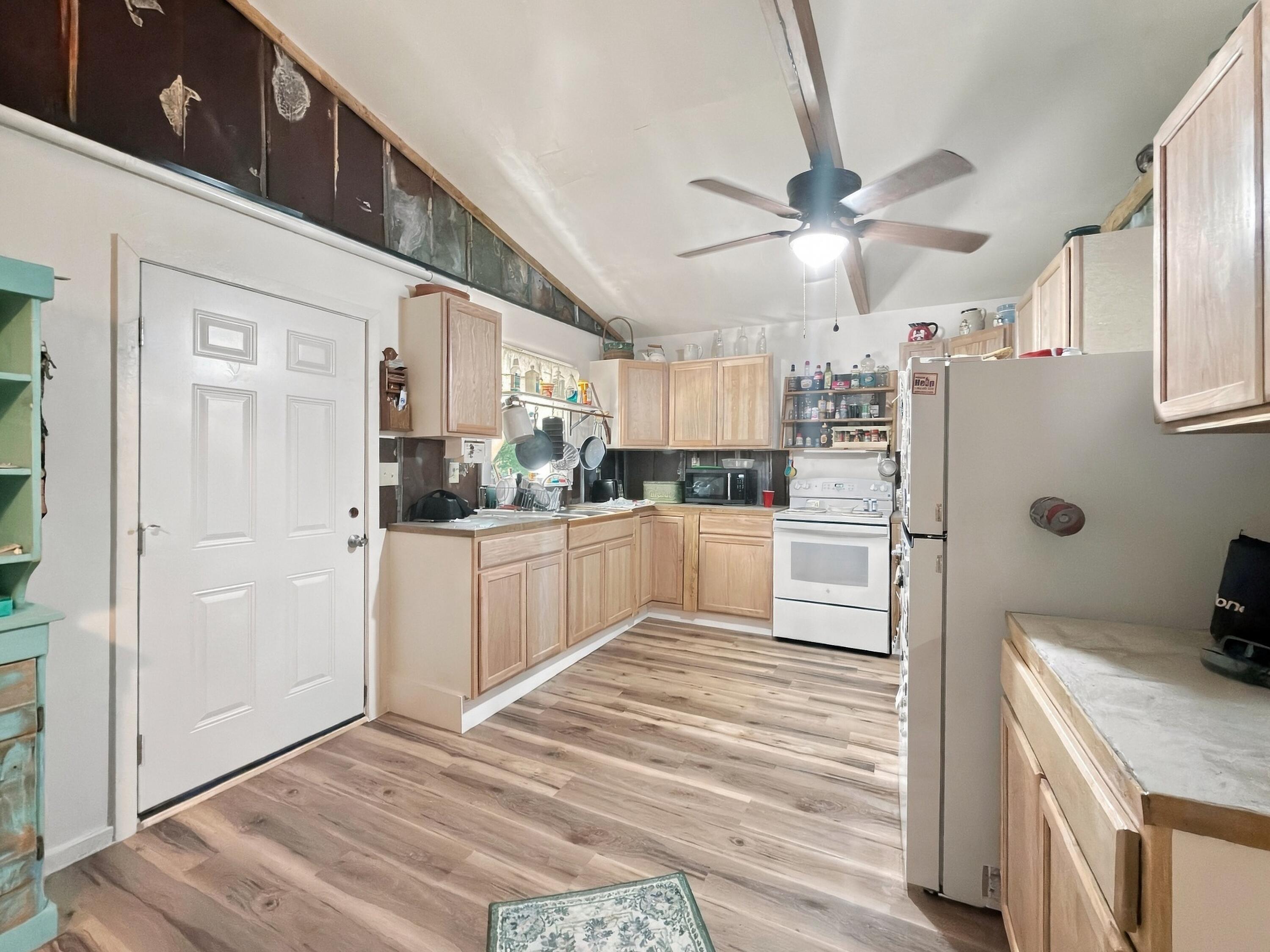 261 Spring Branch Hollow Road Property Photo 6