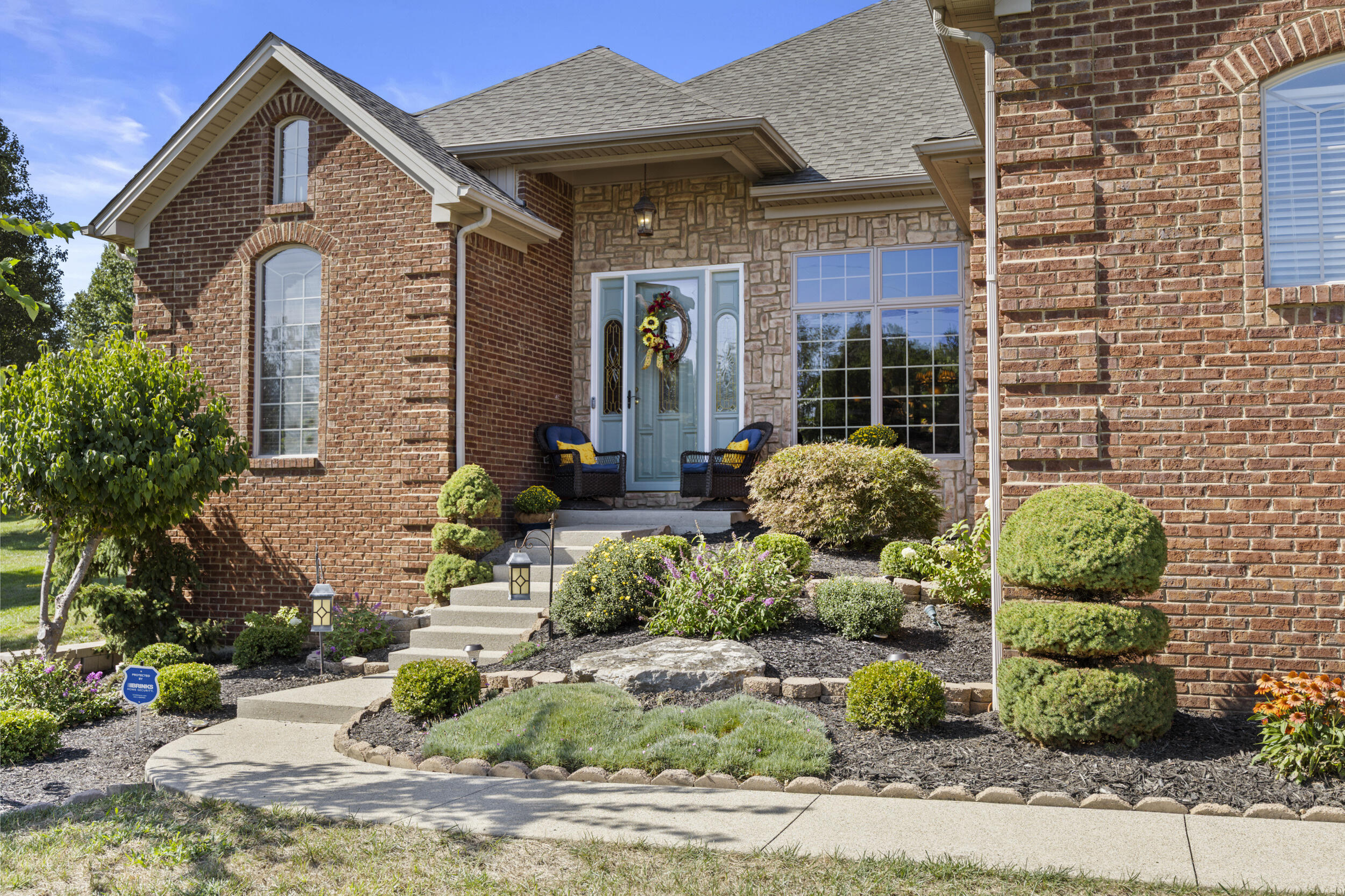 201 Wimberly Place Property Photo 4