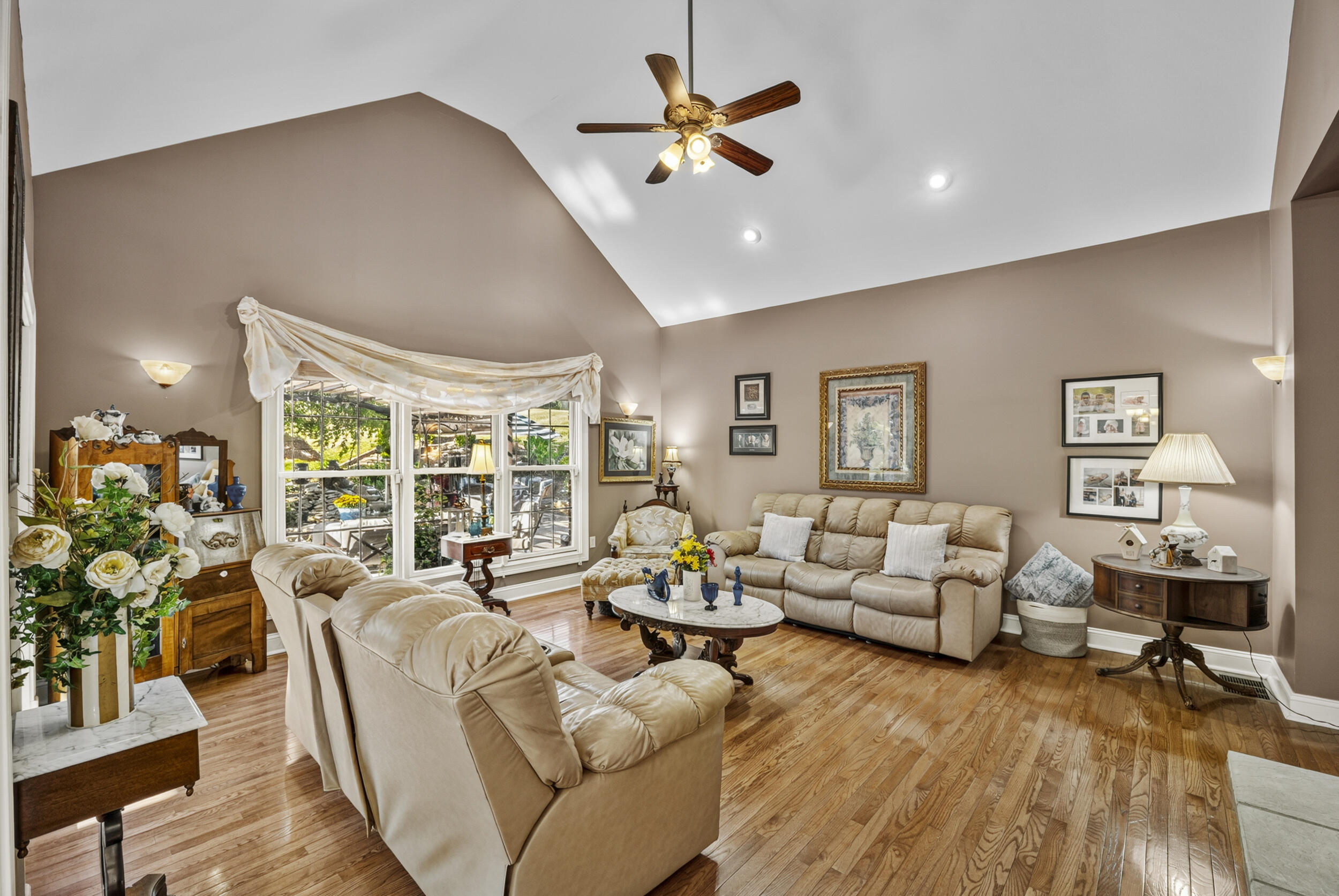 201 Wimberly Place Property Photo 30
