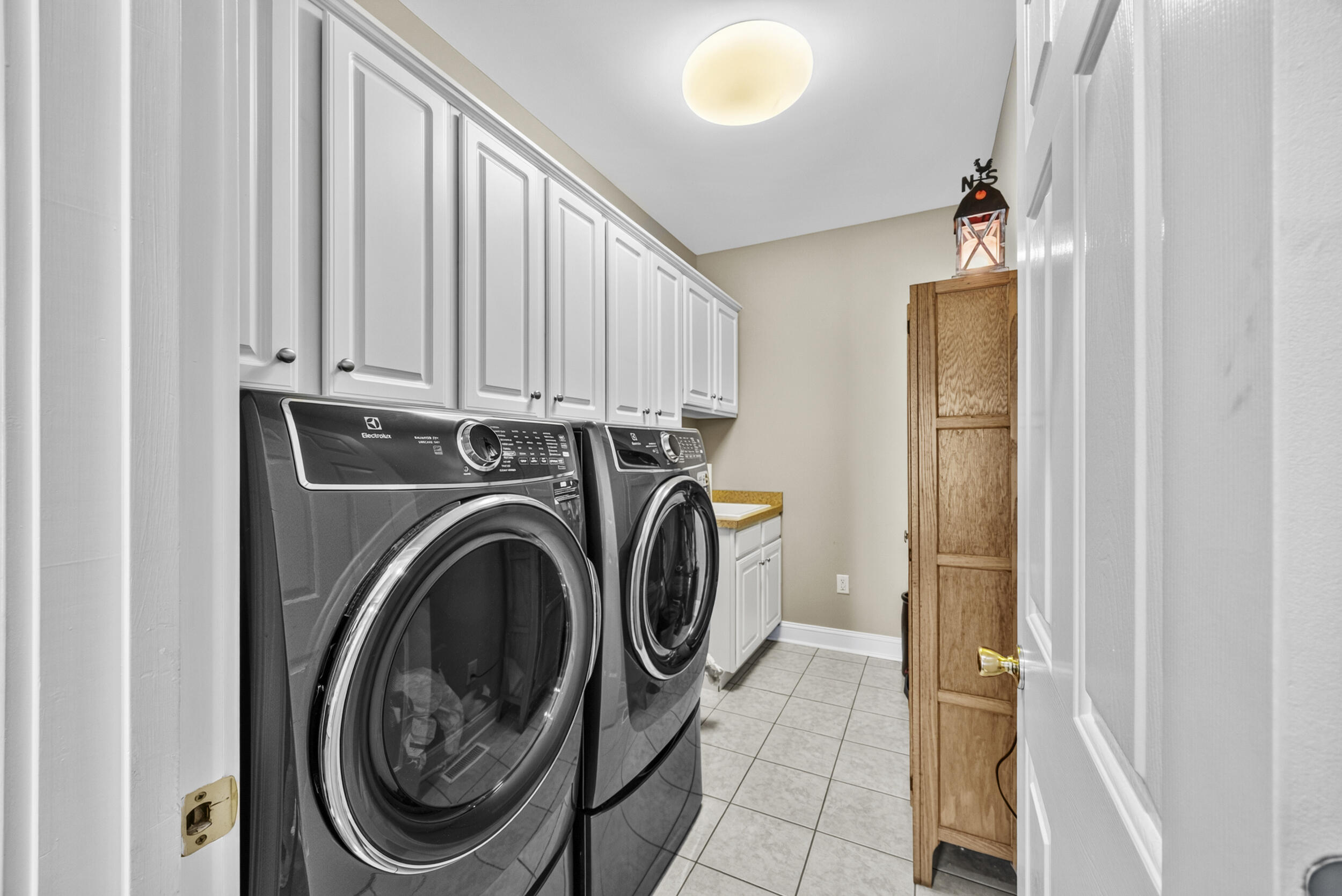 201 Wimberly Place Property Photo 42