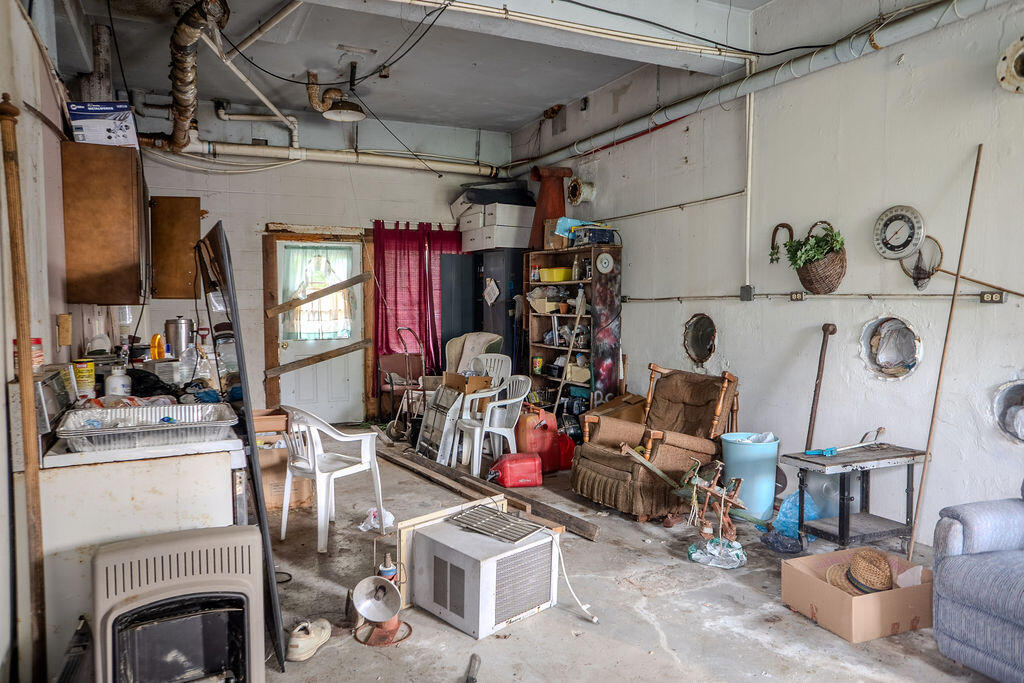 429 Edgewater Drive Property Photo 17