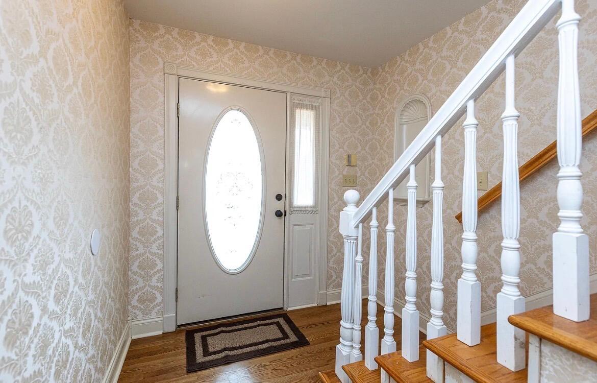 114 Bourbon Hills Drive Property Photo 4