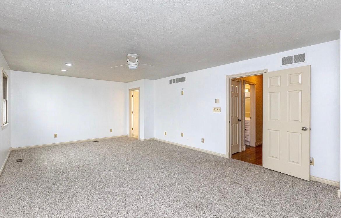 114 Bourbon Hills Drive Property Photo 16