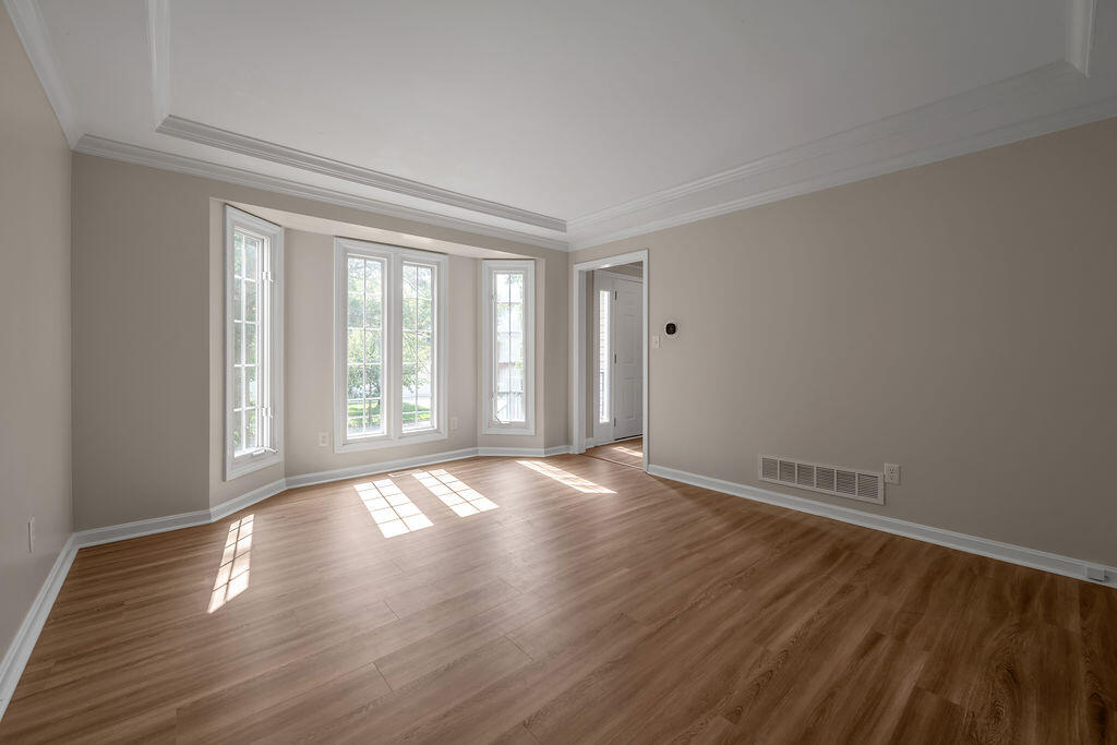 4688 Spring Creek Drive Property Photo 11