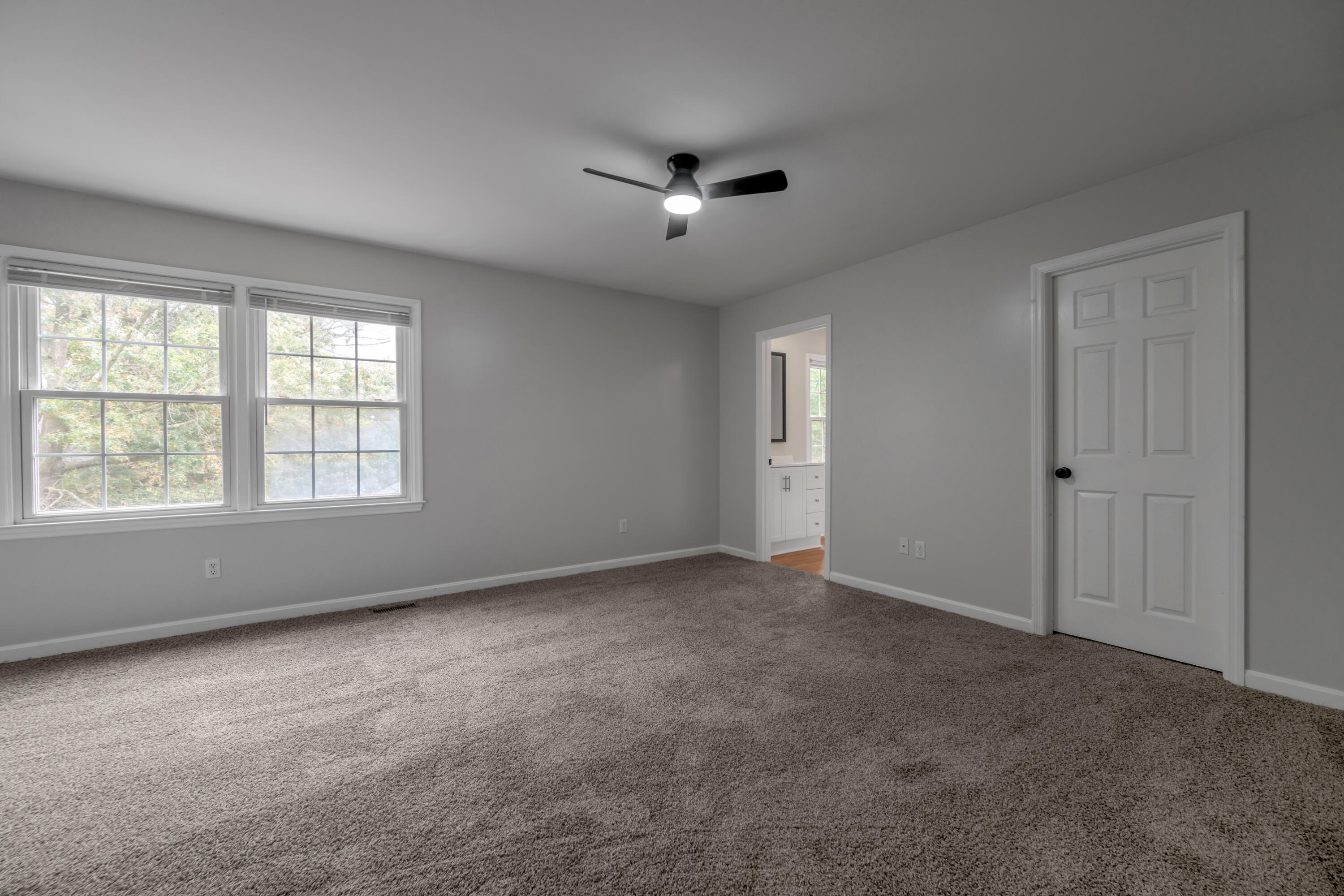 4688 Spring Creek Drive Property Photo 37