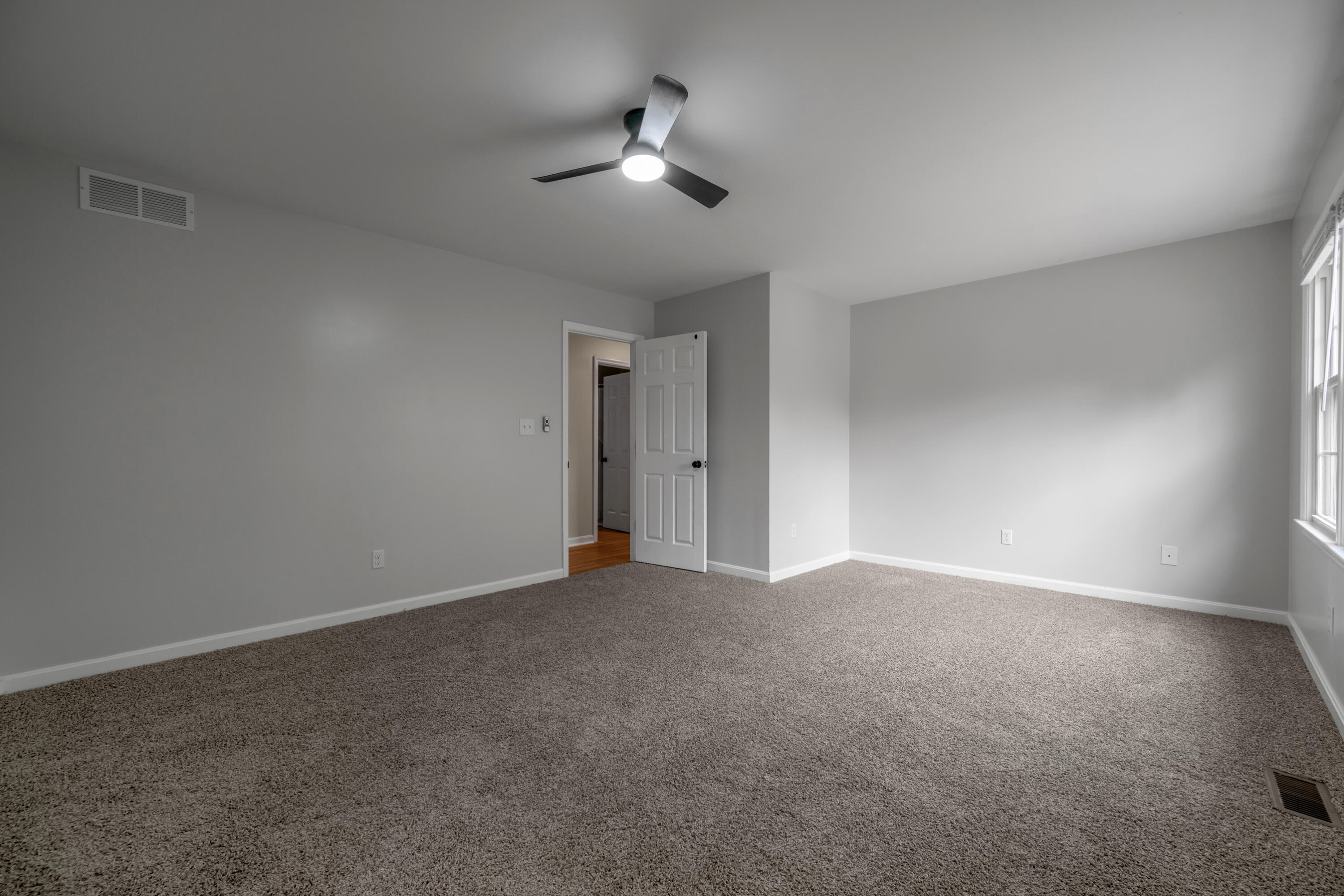 4688 Spring Creek Drive Property Photo 38