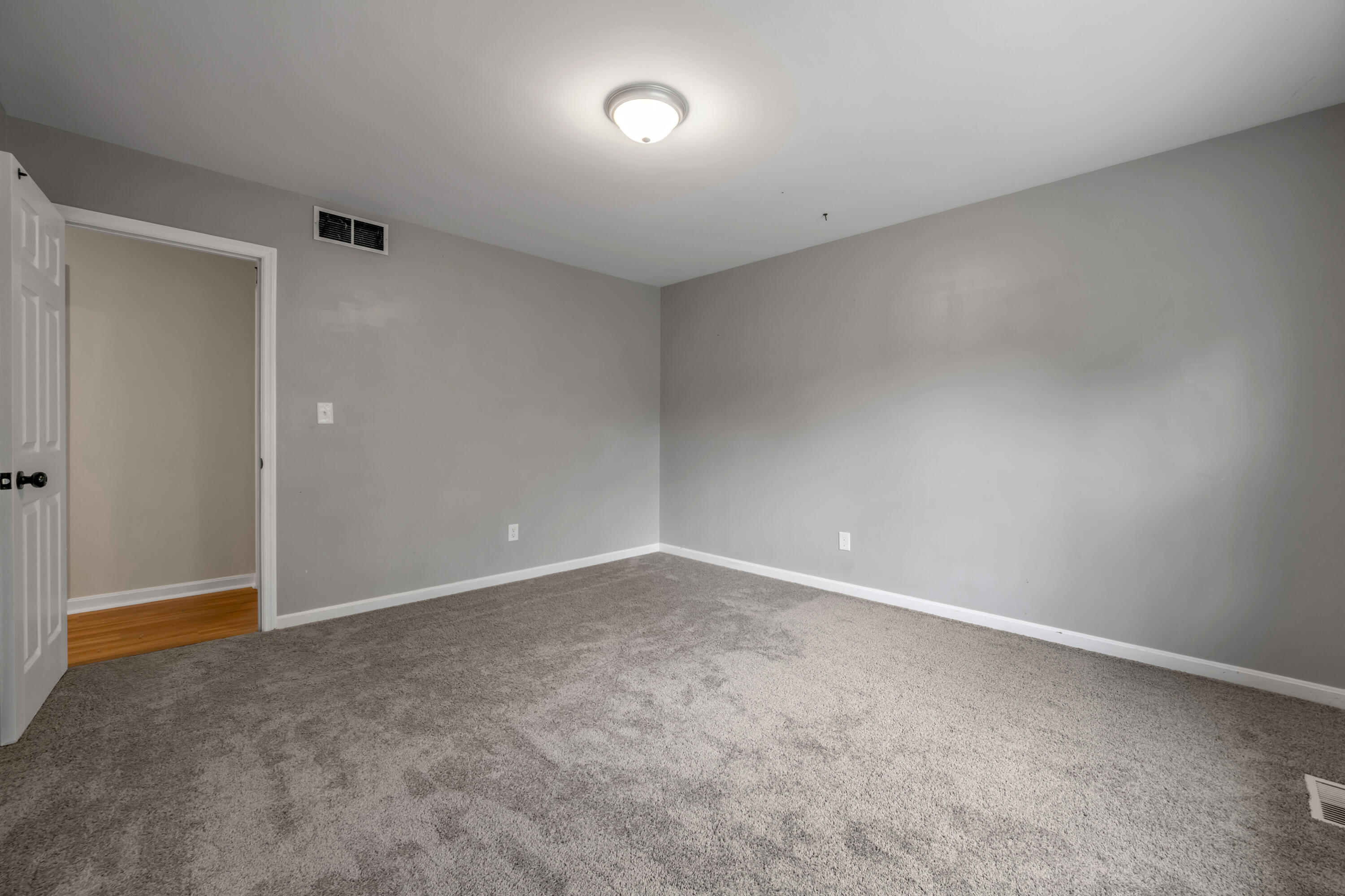 4688 Spring Creek Drive Property Photo 41