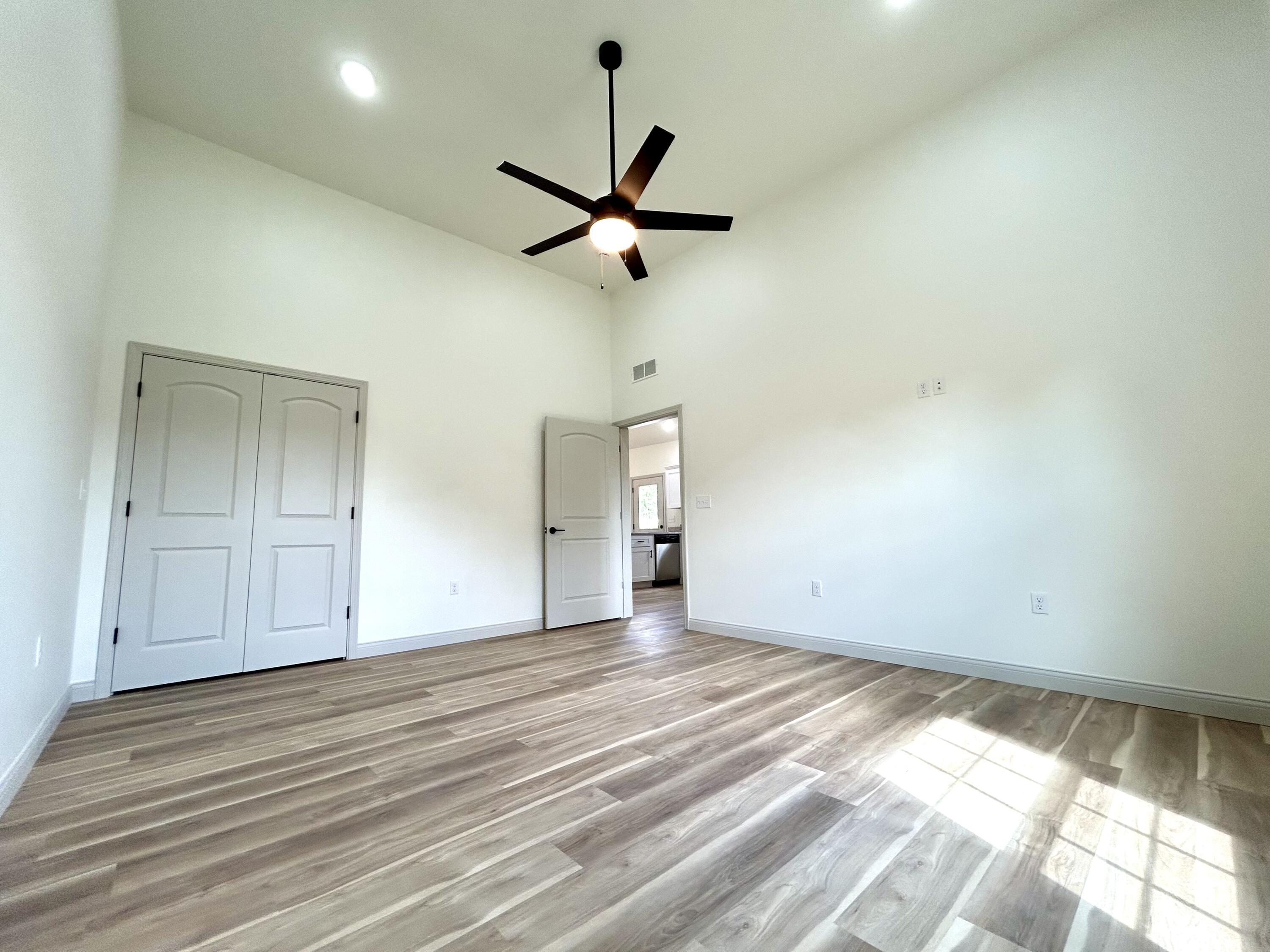 321 Randolph Street Property Photo 11