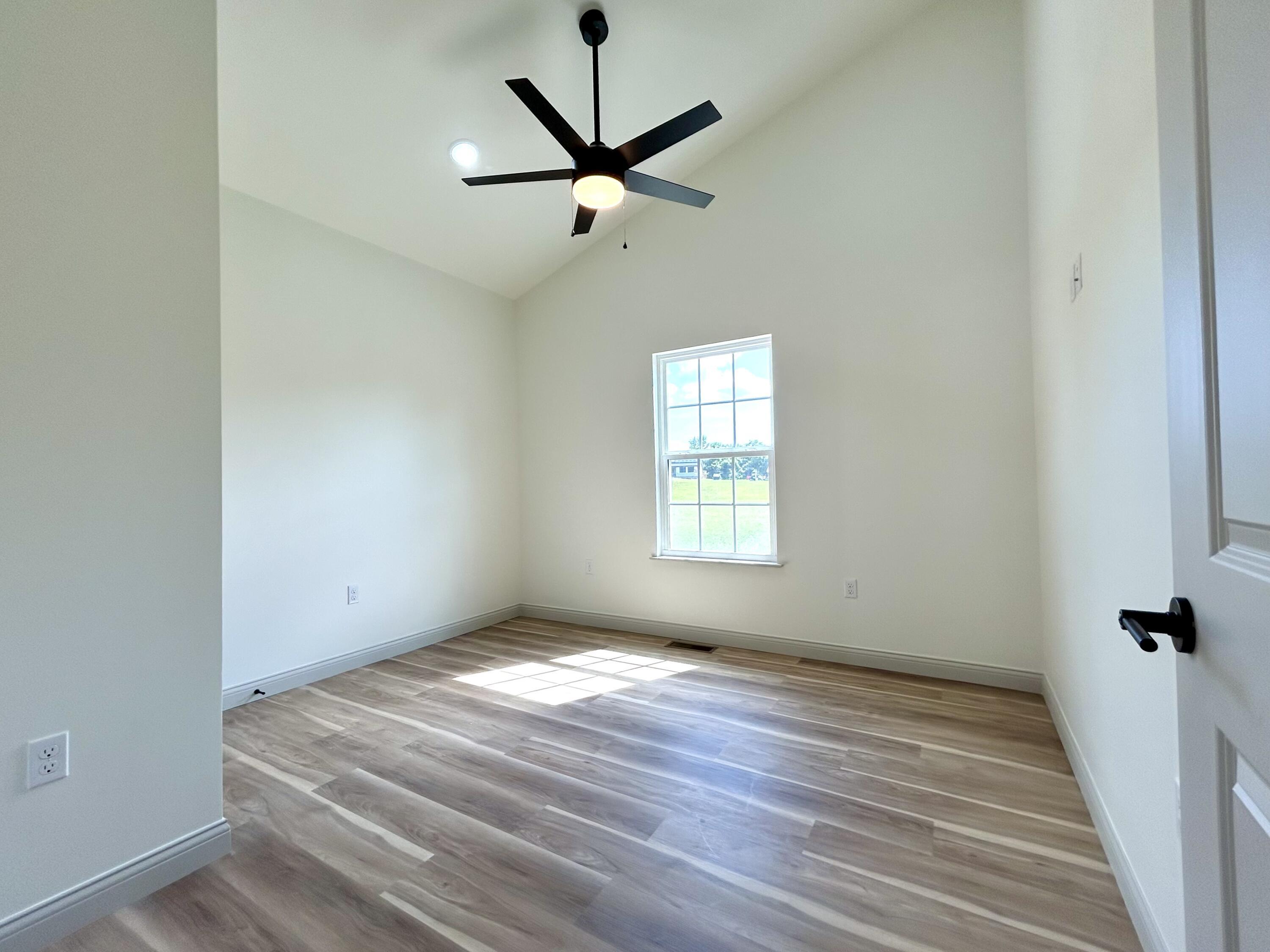 321 Randolph Street Property Photo 13