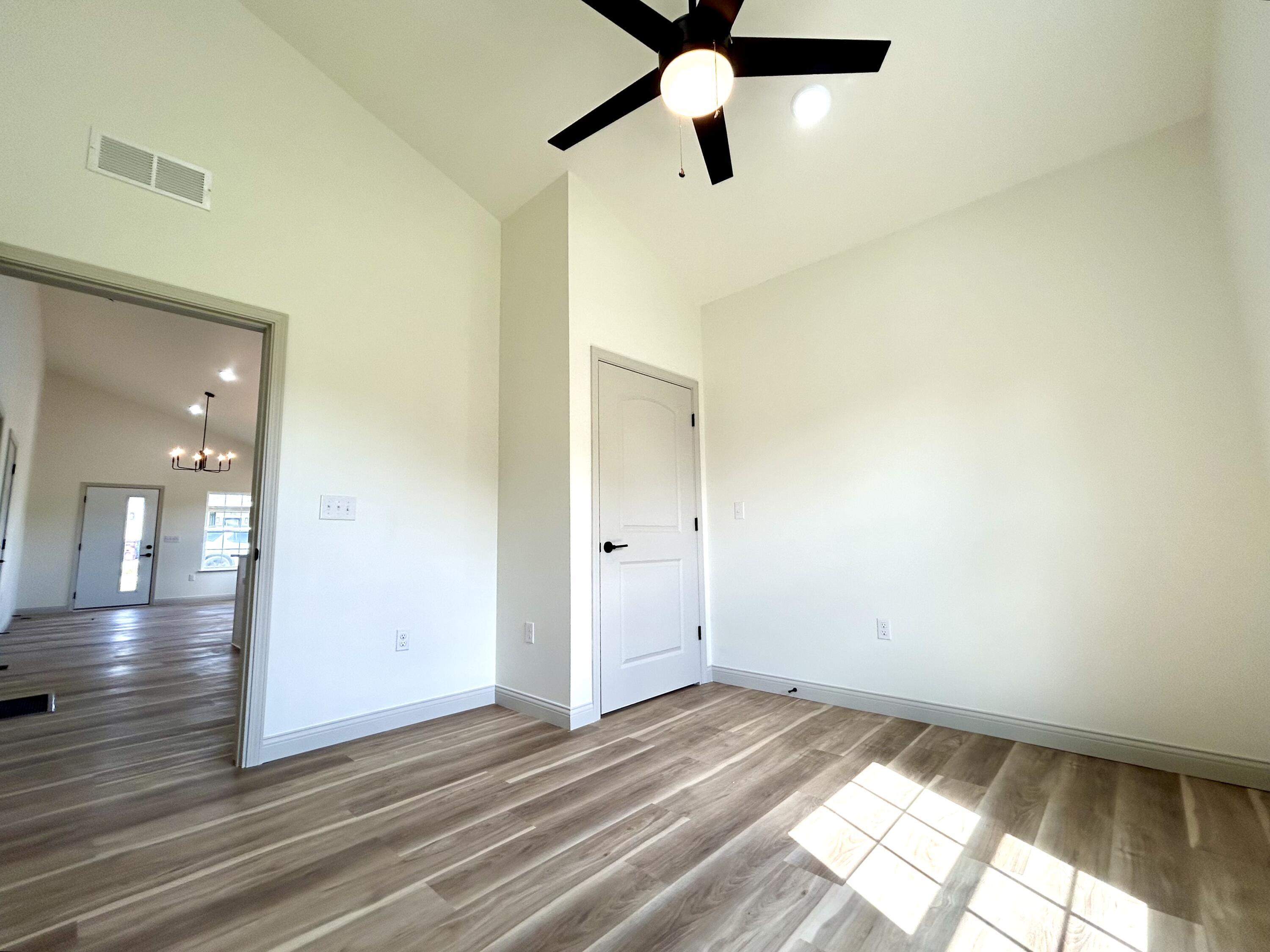 321 Randolph Street Property Photo 14