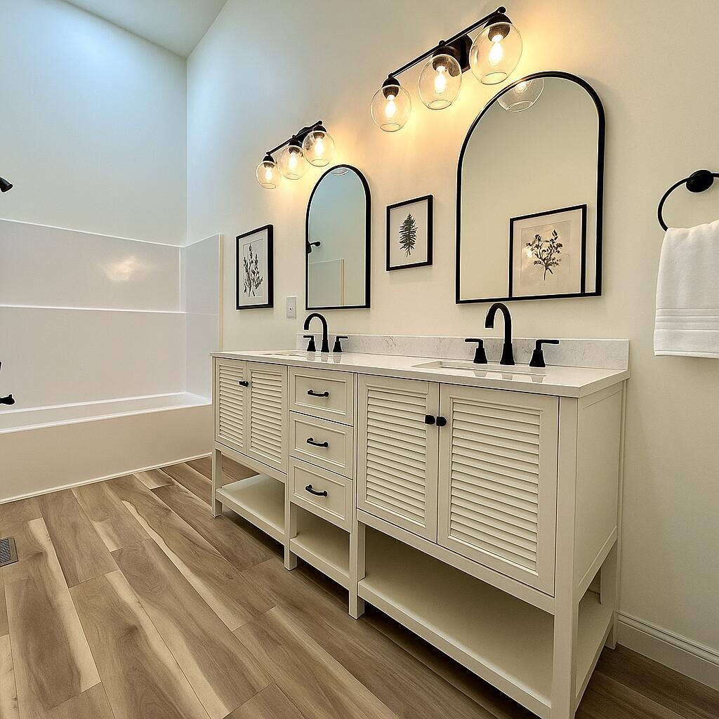 321 Randolph Street Property Photo 15