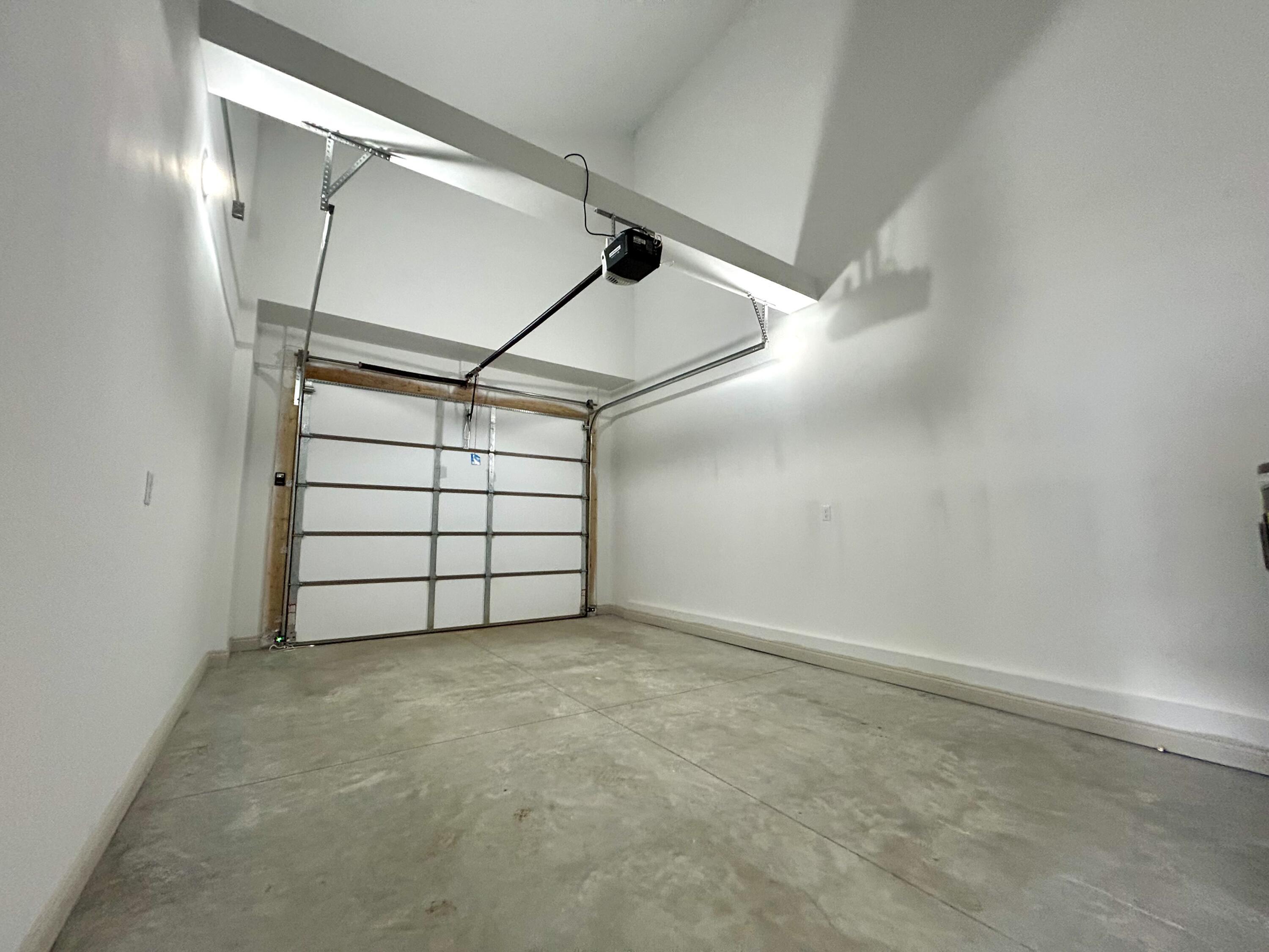 321 Randolph Street Property Photo 20