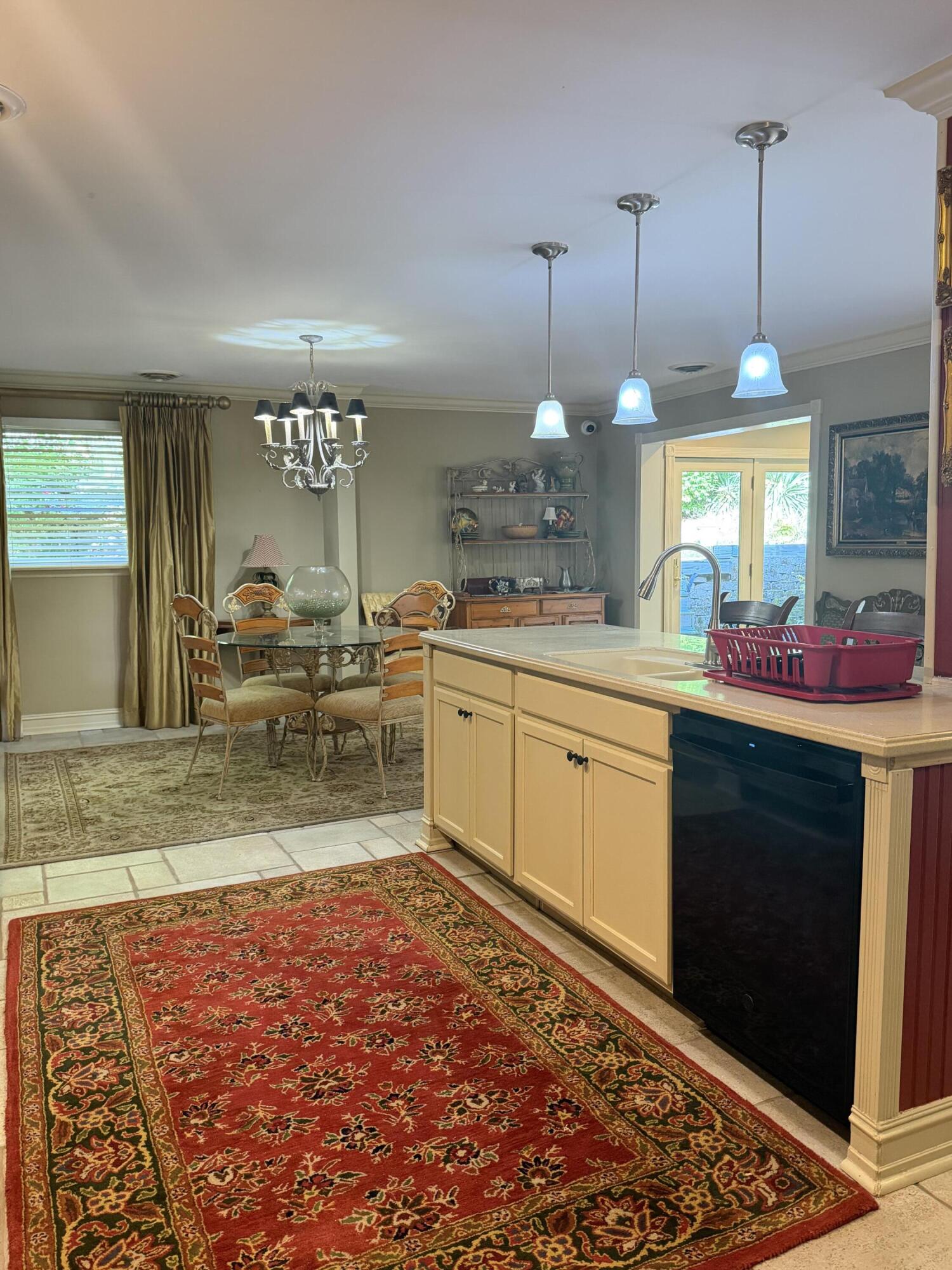 891 Woodland Hills Property Photo 23