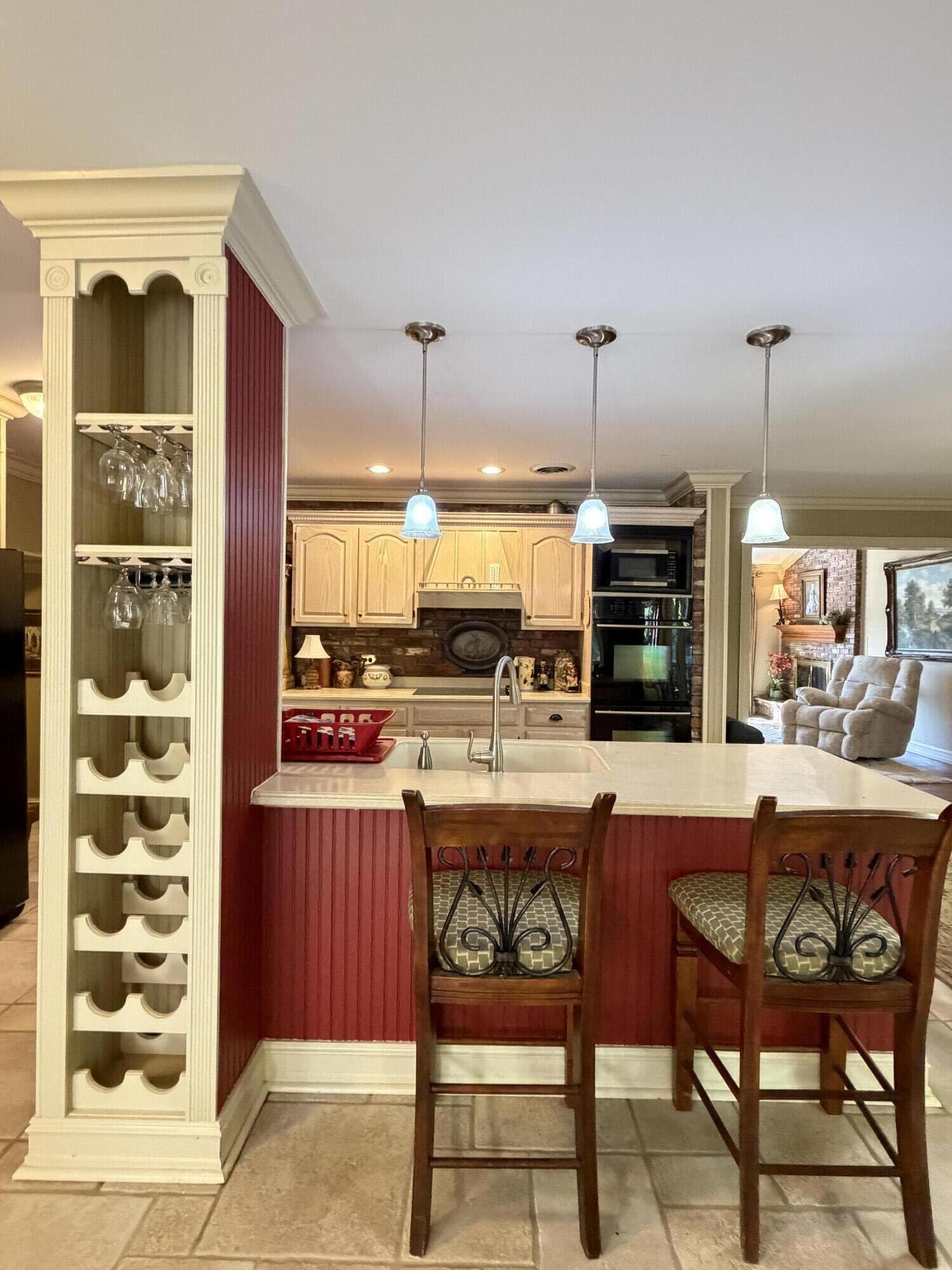 891 Woodland Hills Property Photo 31