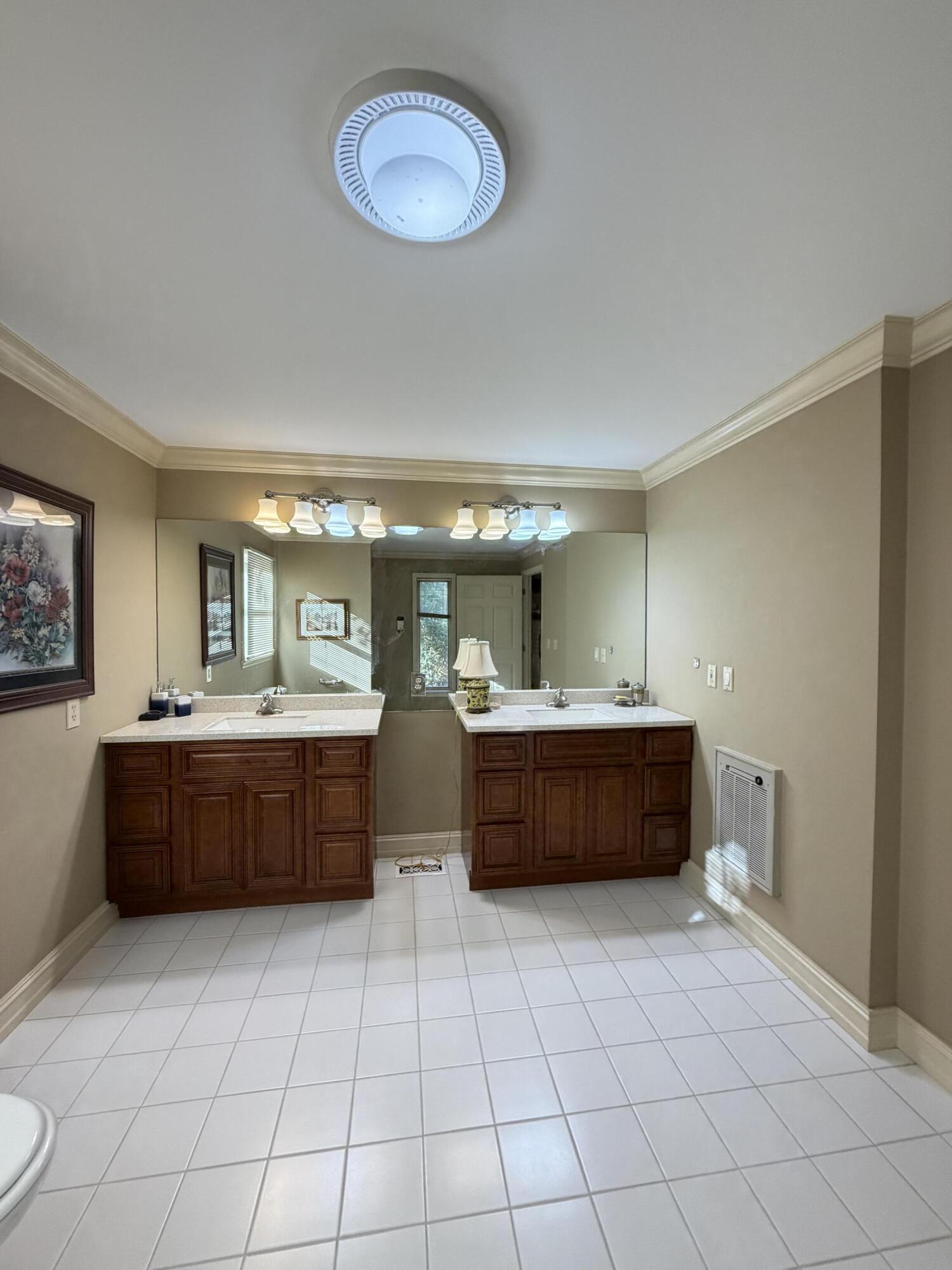 891 Woodland Hills Property Photo 57
