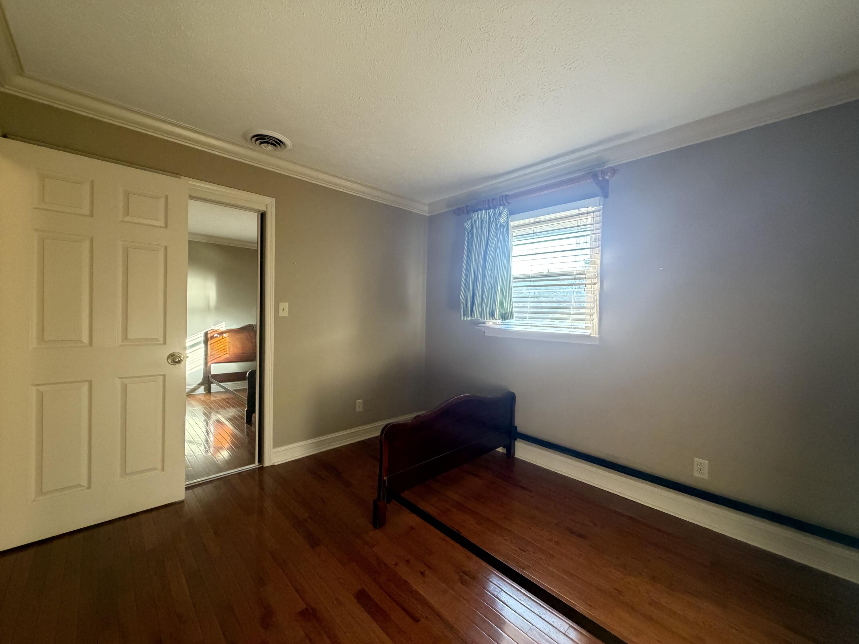 891 Woodland Hills Property Photo 94
