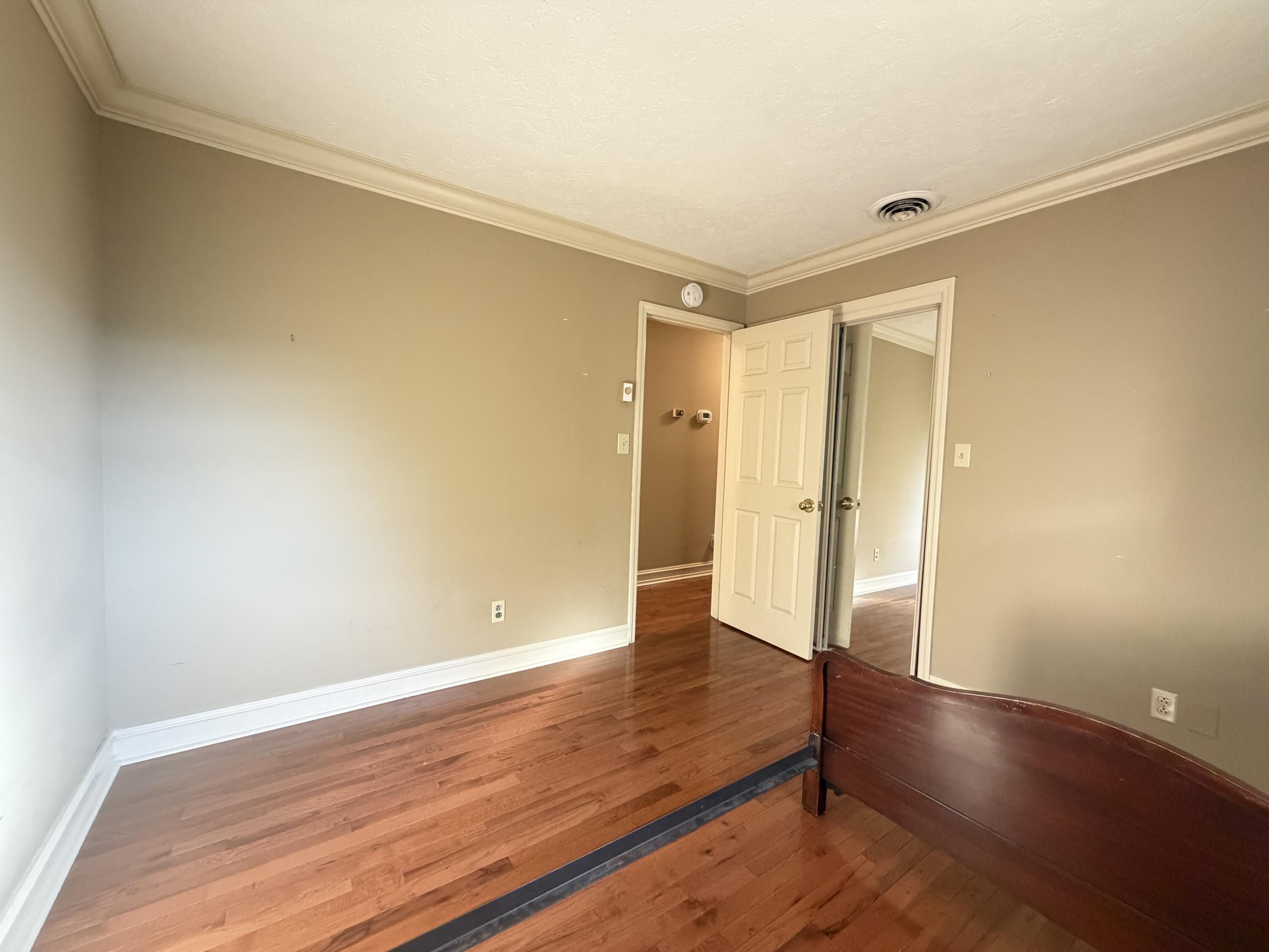 891 Woodland Hills Property Photo 95