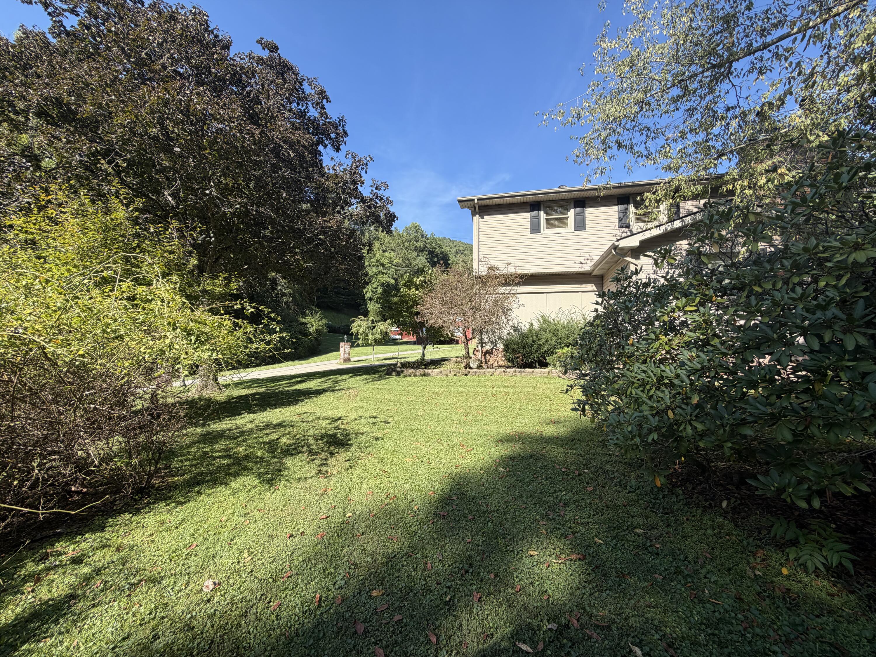 891 Woodland Hills Property Photo 130
