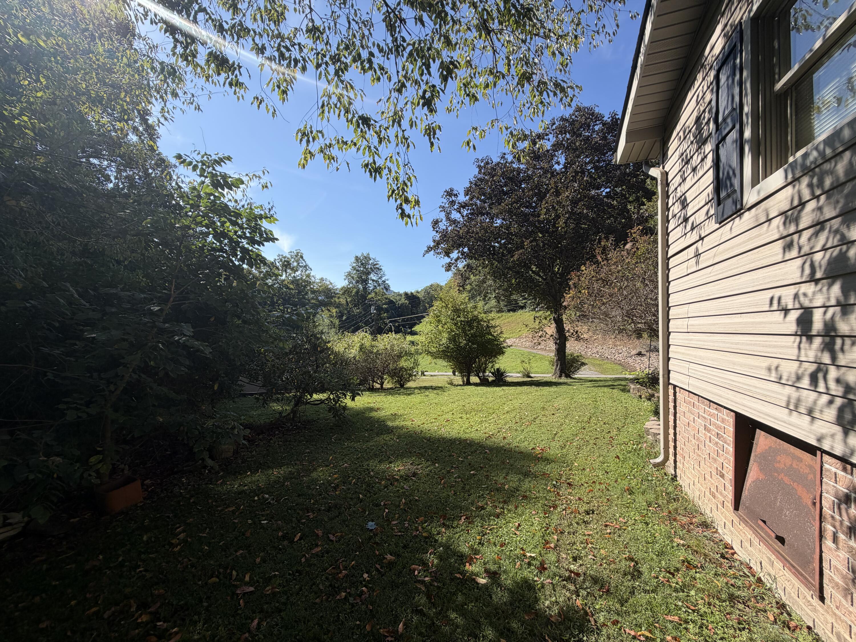 891 Woodland Hills Property Photo 132