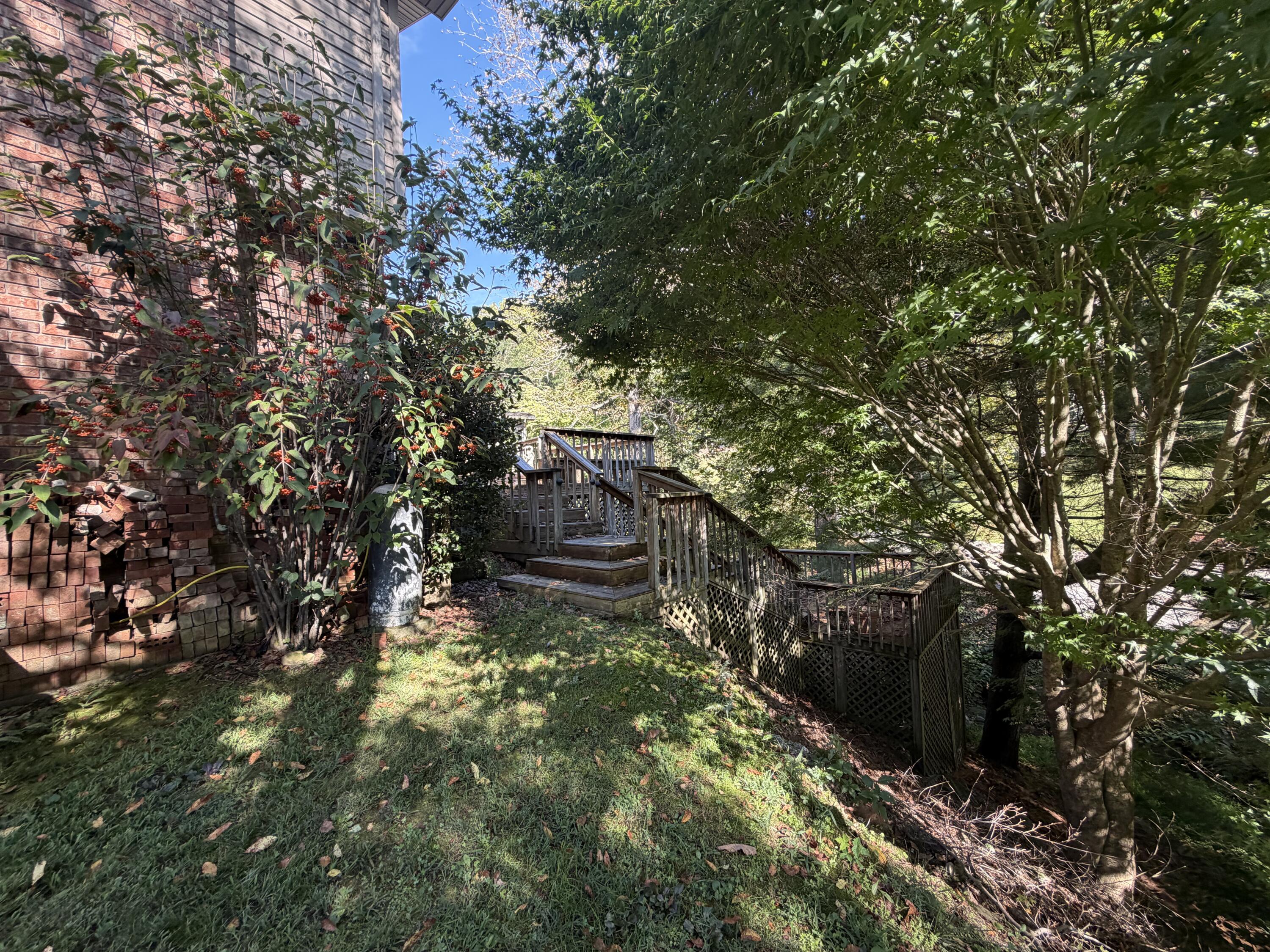 891 Woodland Hills Property Photo 133