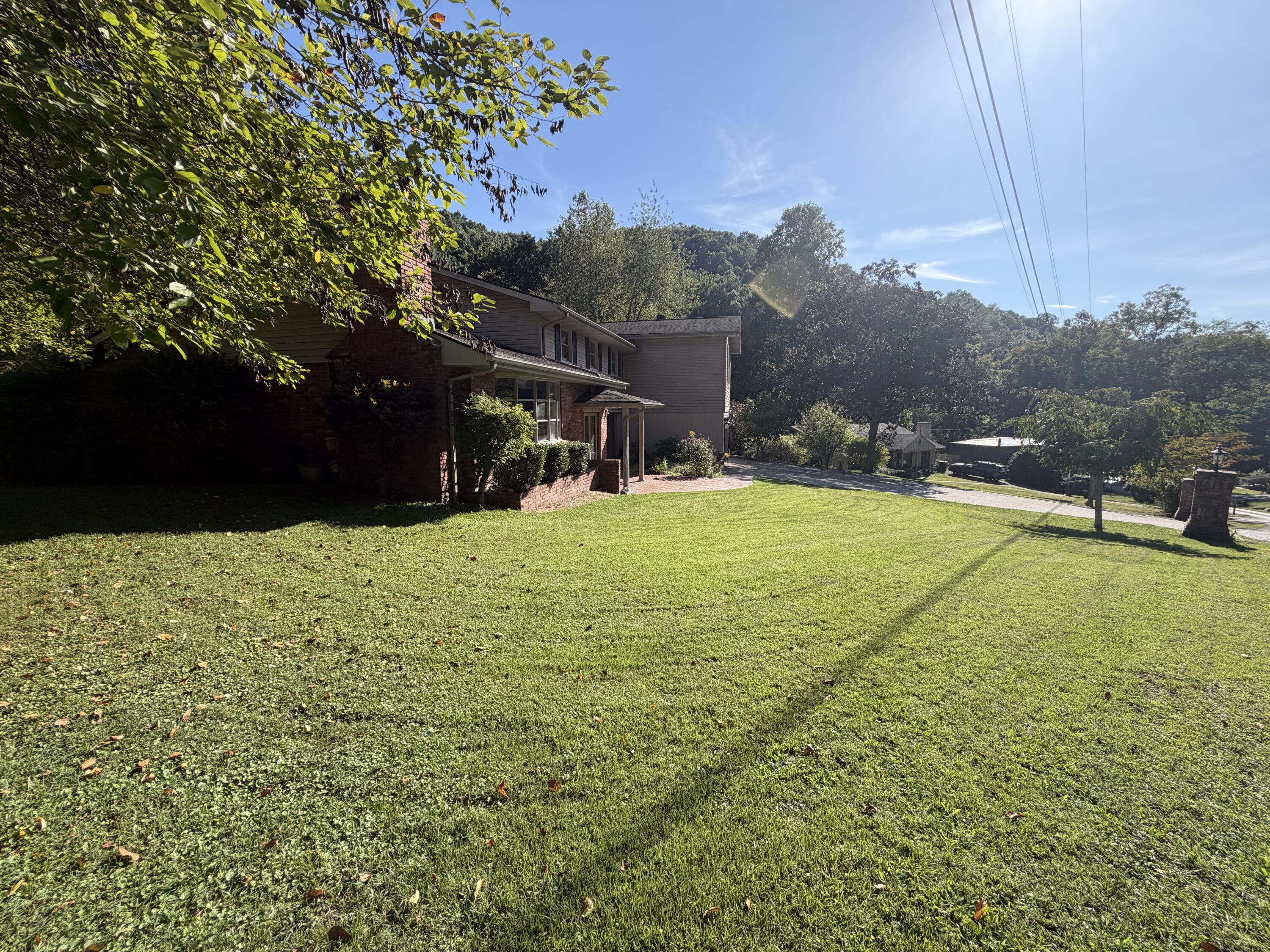 891 Woodland Hills Property Photo 137