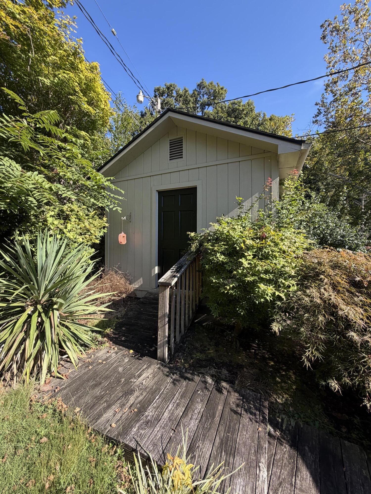 891 Woodland Hills Property Photo 140