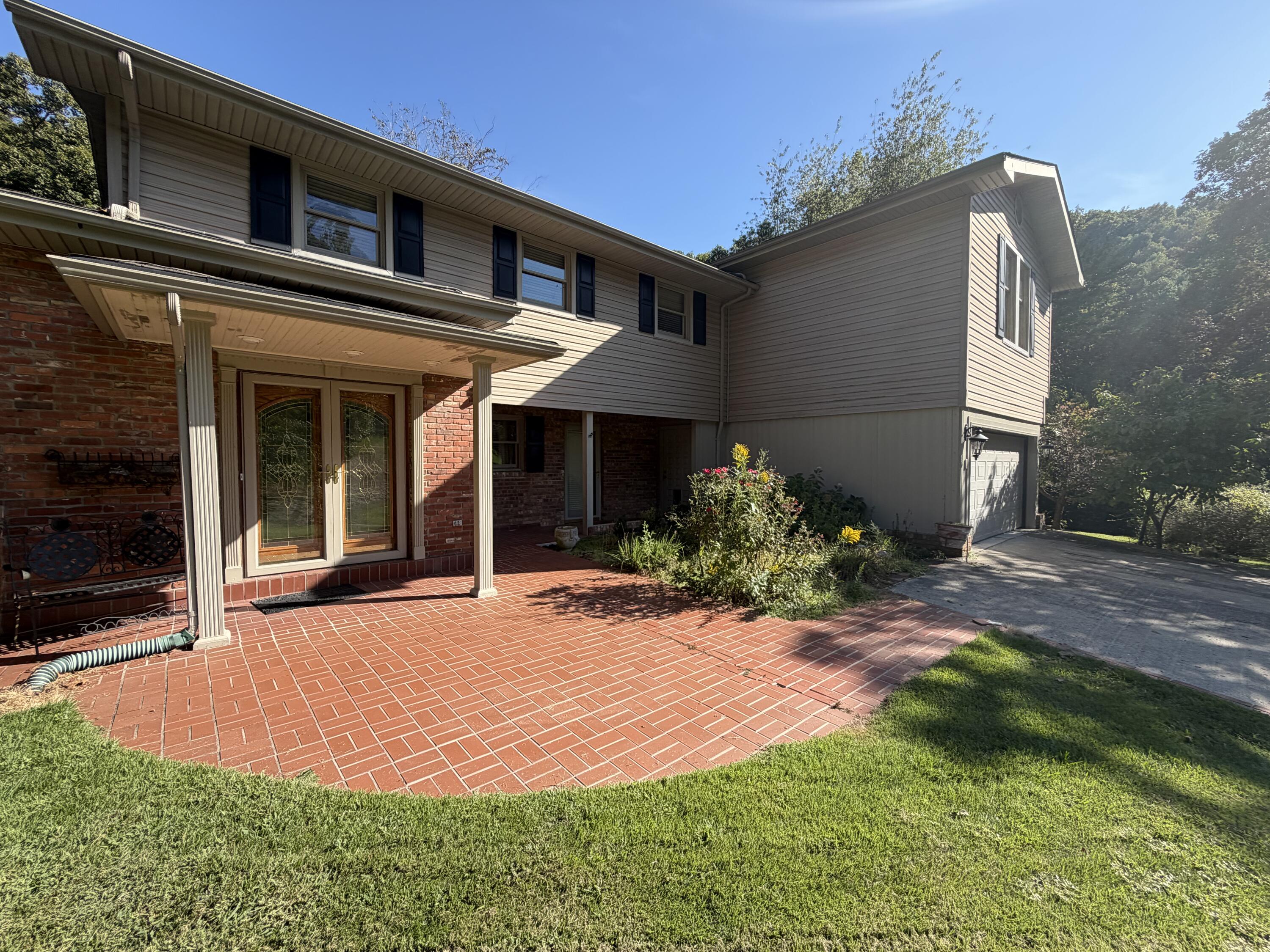 891 Woodland Hills Property Photo 143
