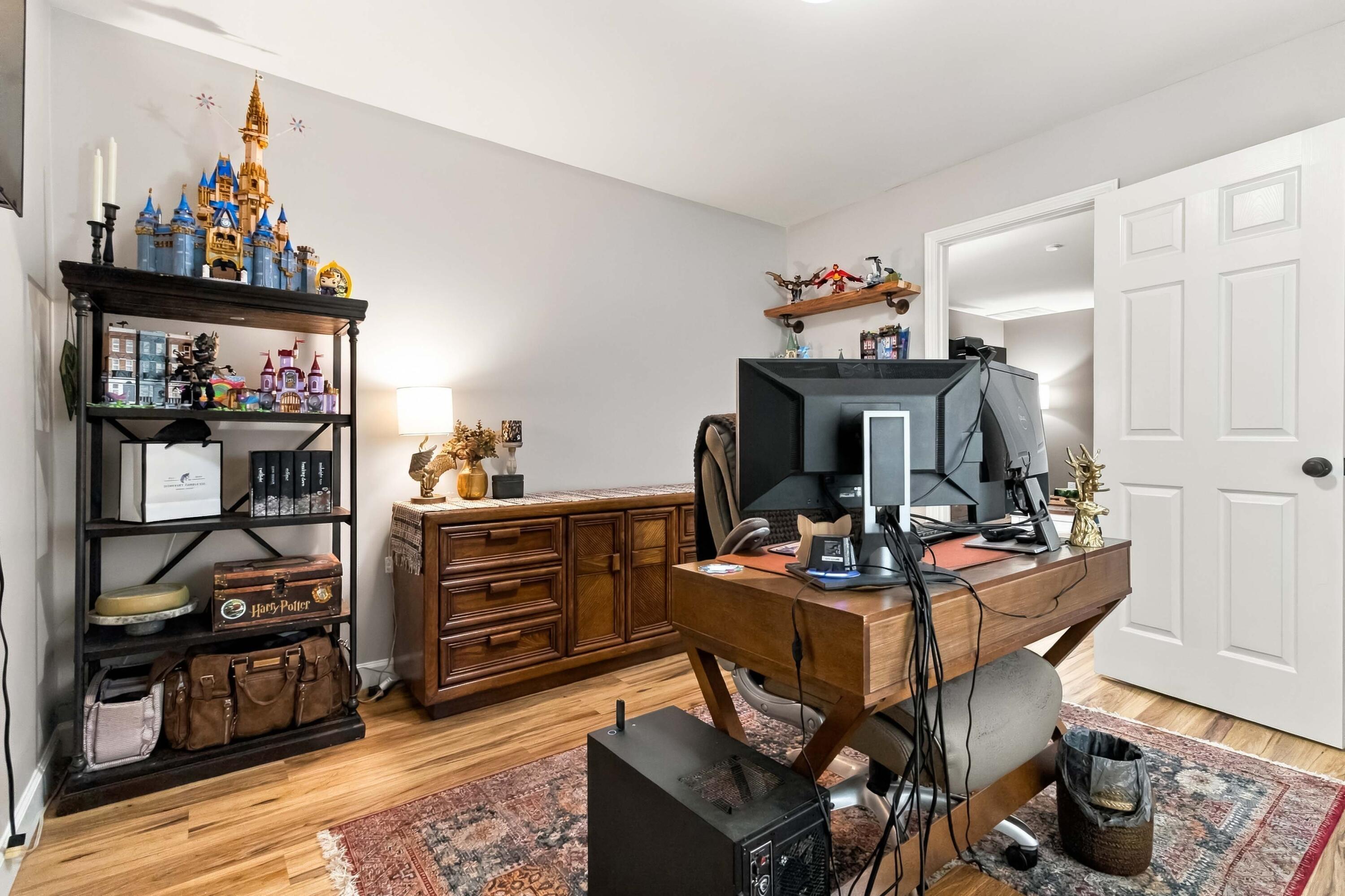3918 Hickory Hill Drive Property Photo 14