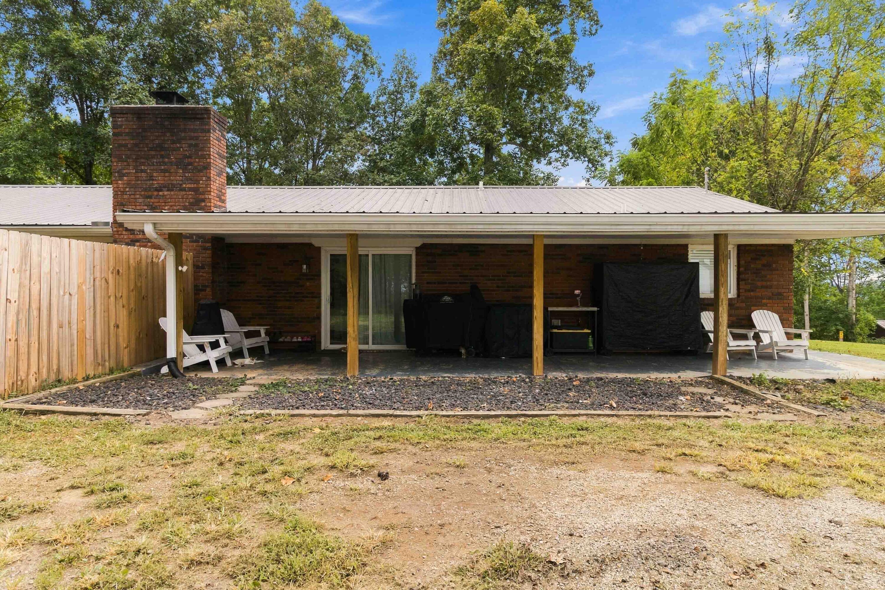 3918 Hickory Hill Drive Property Photo 43