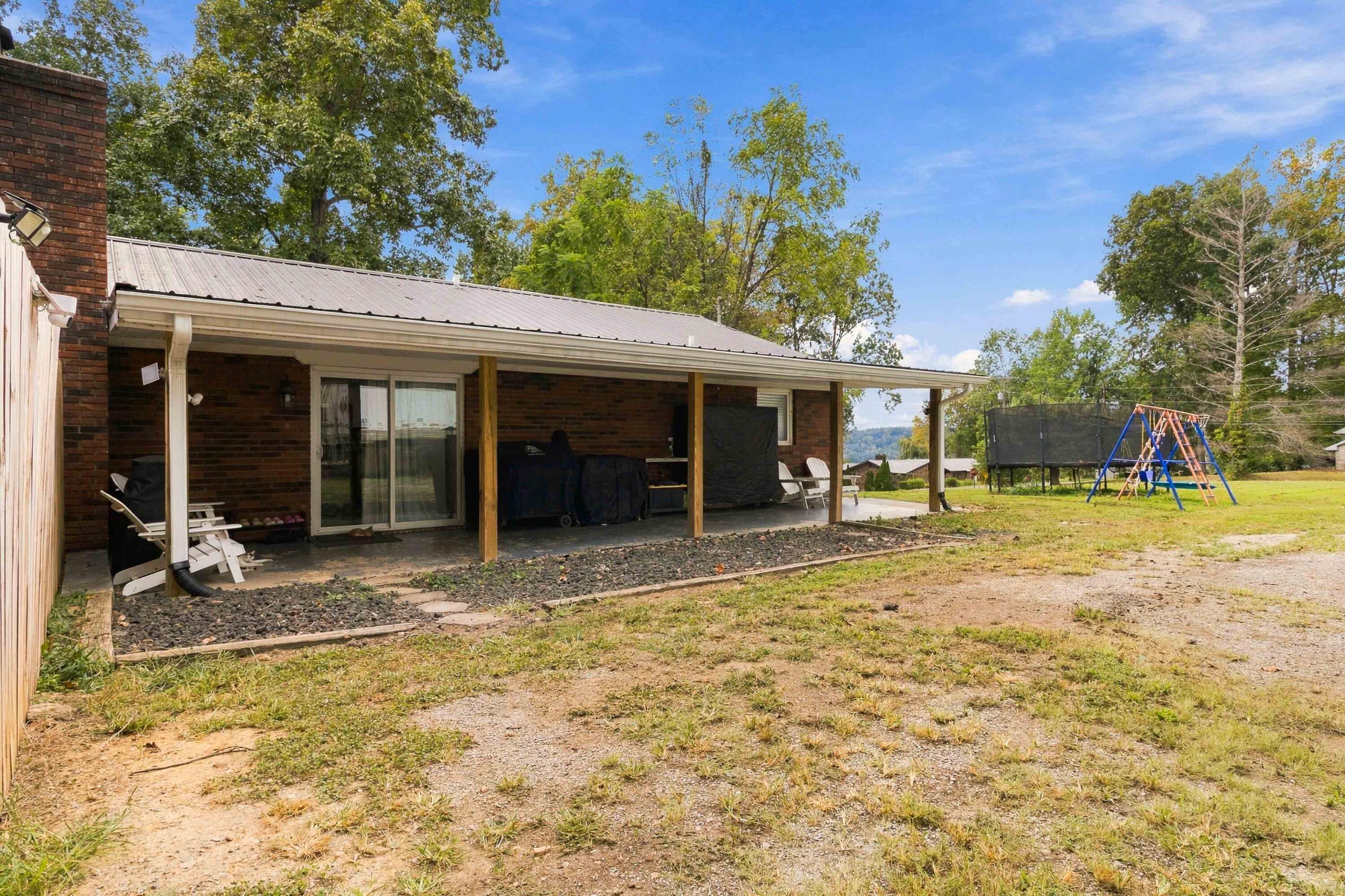 3918 Hickory Hill Drive Property Photo 45