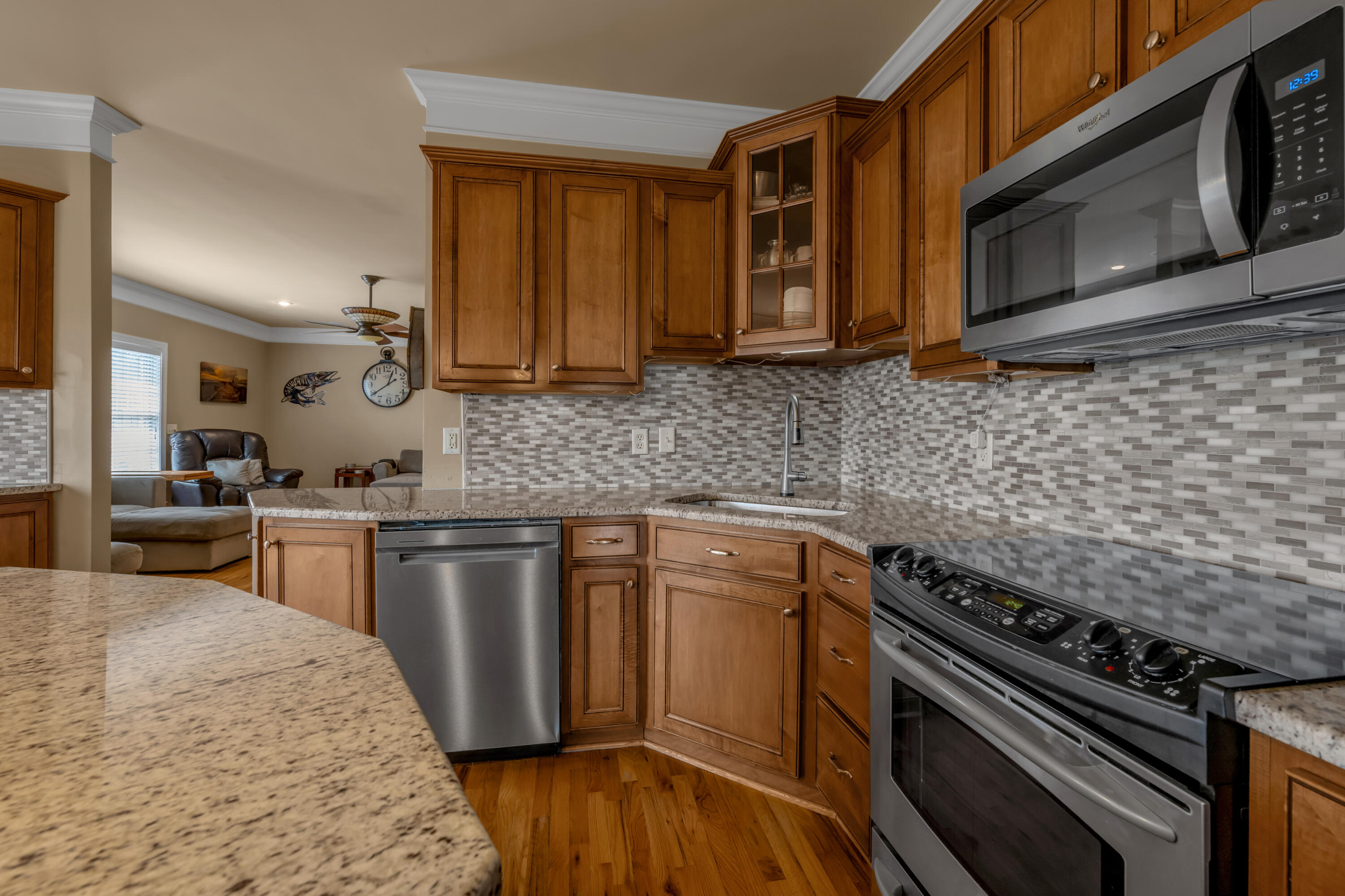 528 Ranier Drive Property Photo 14