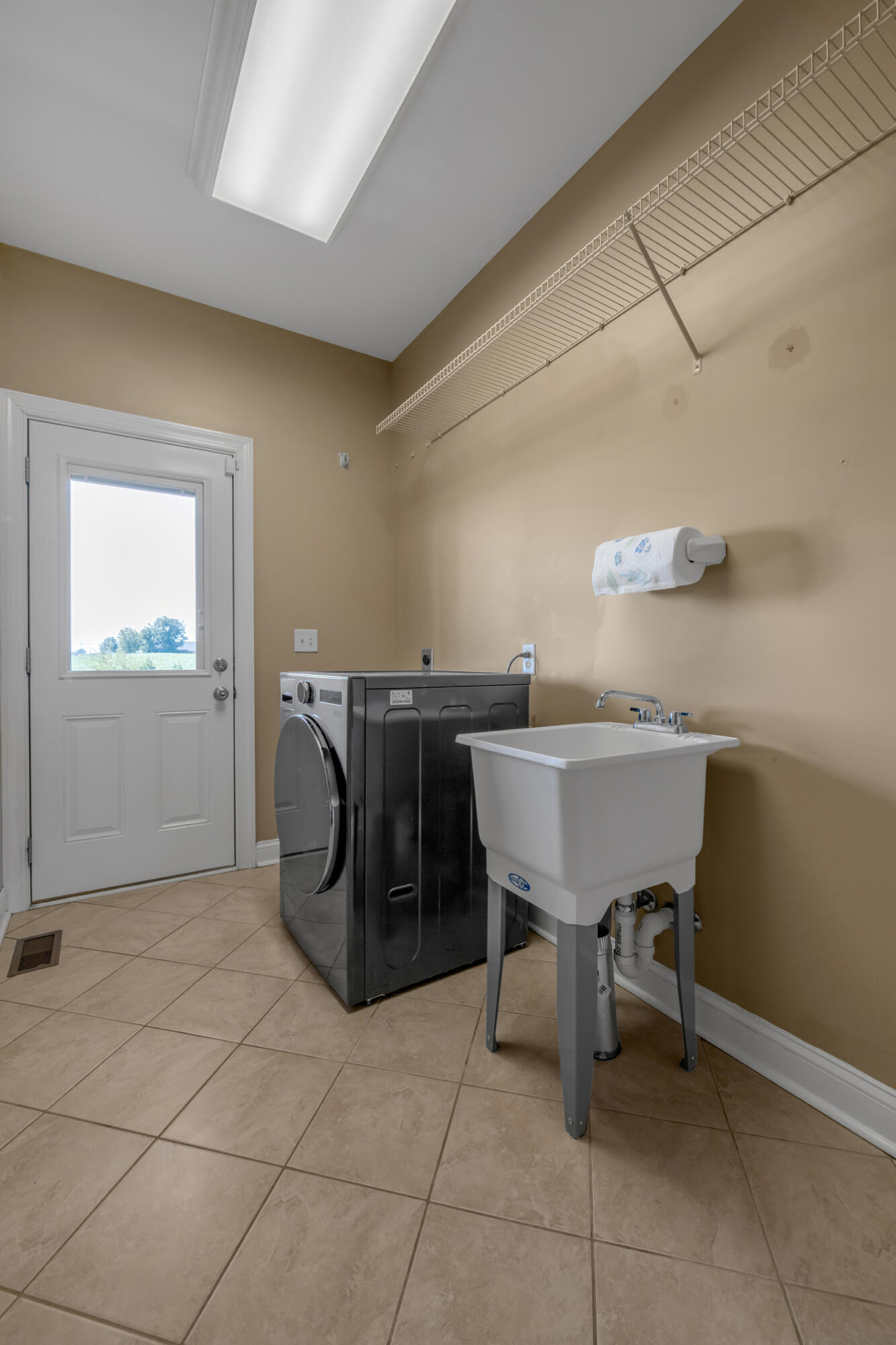 528 Ranier Drive Property Photo 28