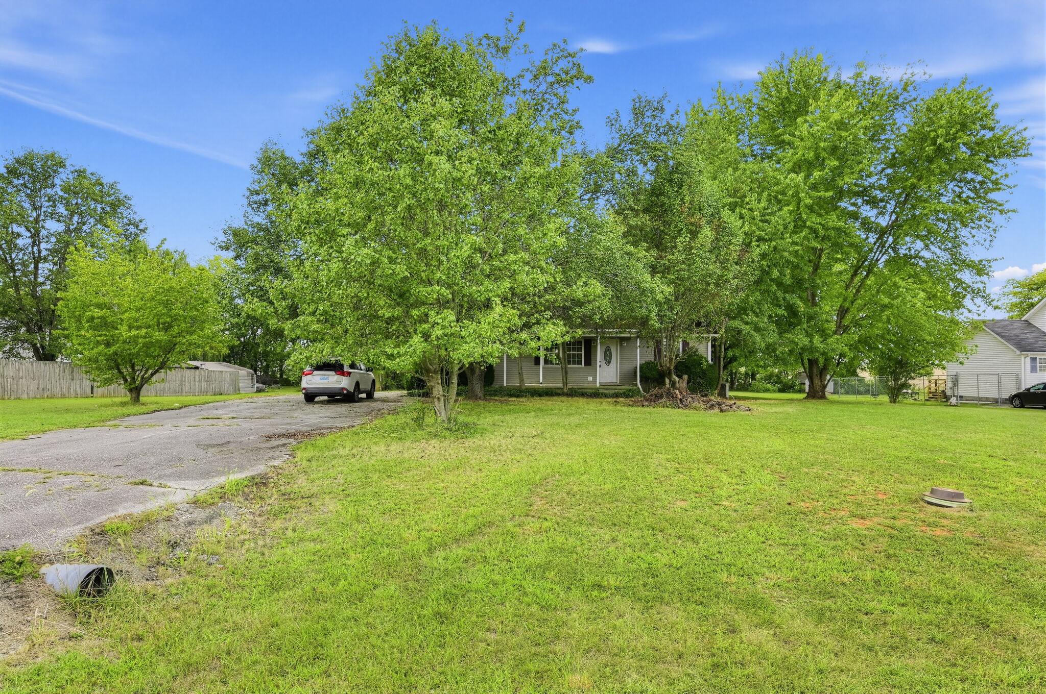 111 Oakdale Drive Property Photo 7