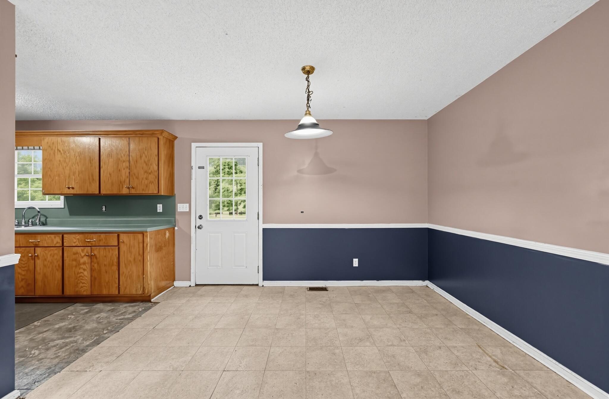 111 Oakdale Drive Property Photo 13